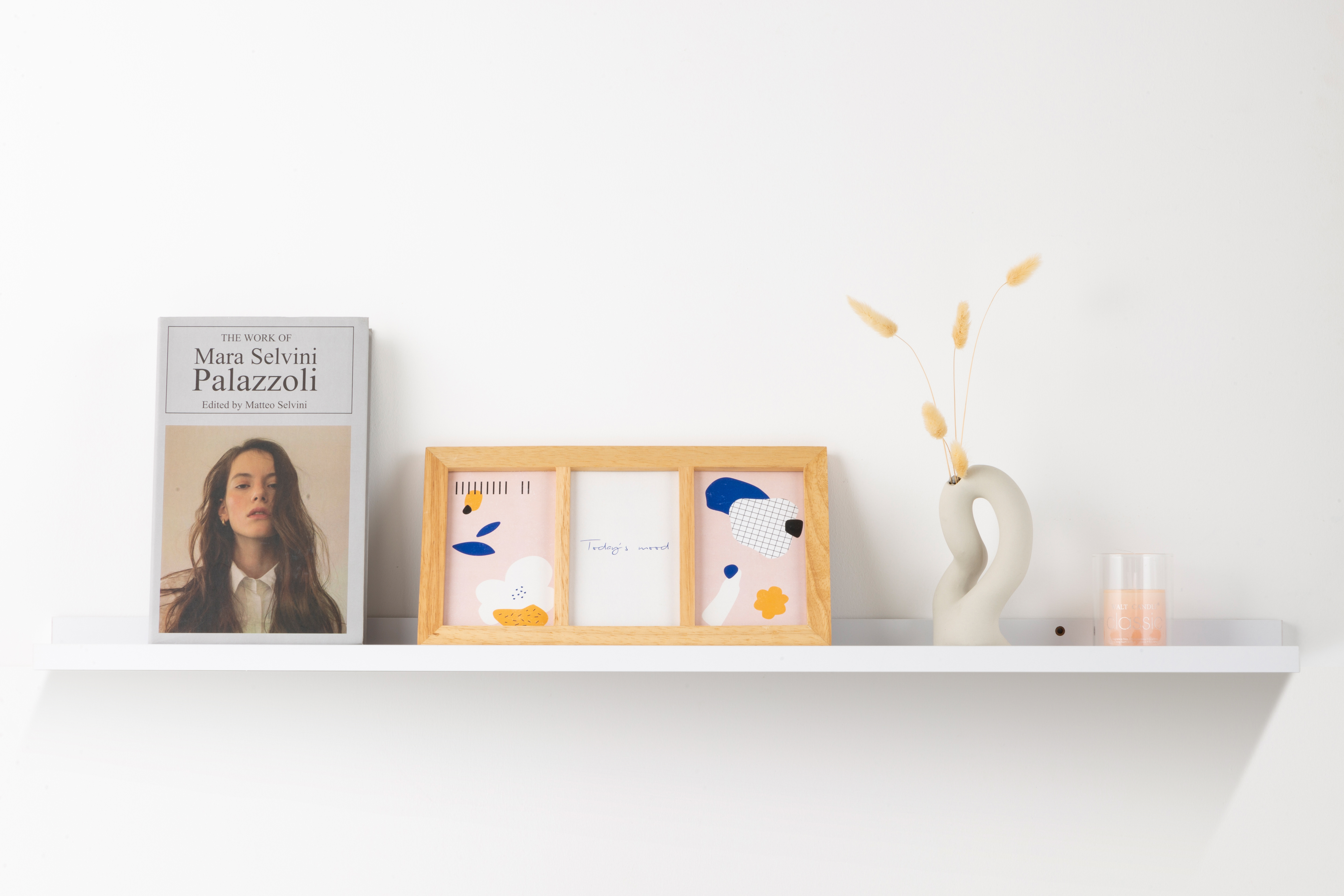 Изображение товара Настенная полка из МДФ 100x10см со скрытым креплением белая KONSENSA