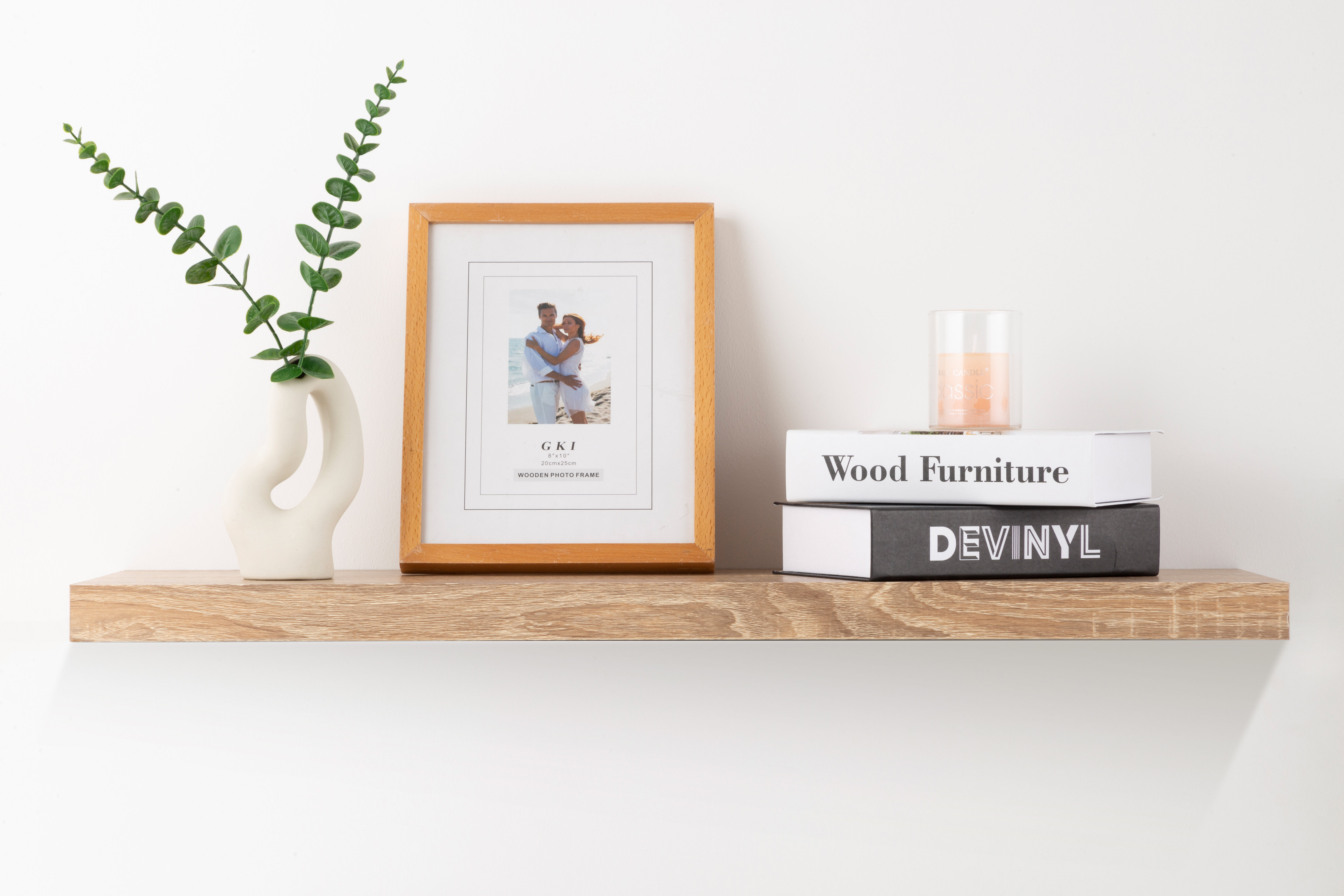 Изображение товара Настенная полка KONSENSA 80x23.5 см с скрытым креплением из МДФ коричневого цвета