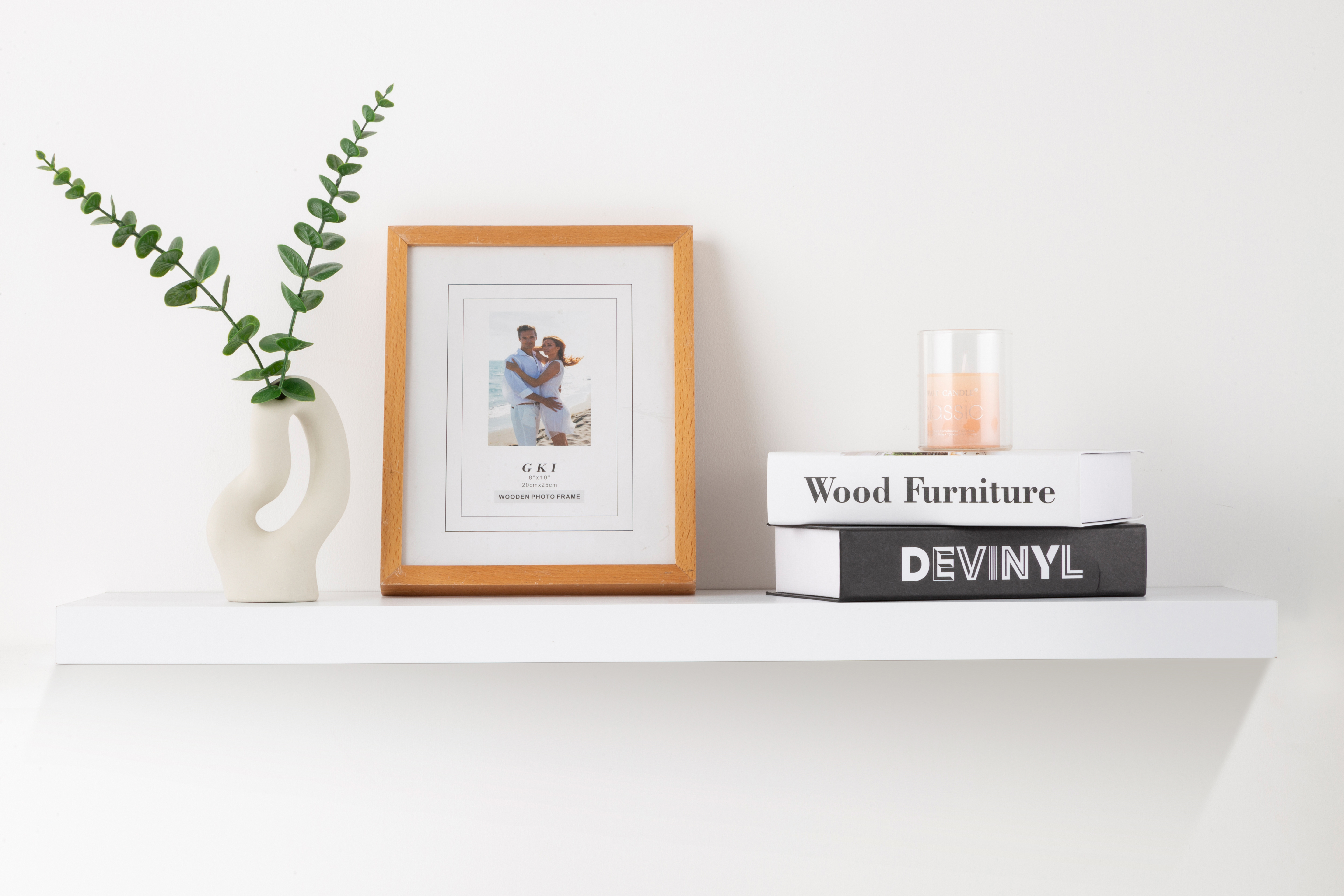 Изображение товара Настенная полка KONSENSA 80x23.5 см из МДФ с скрытым креплением белый