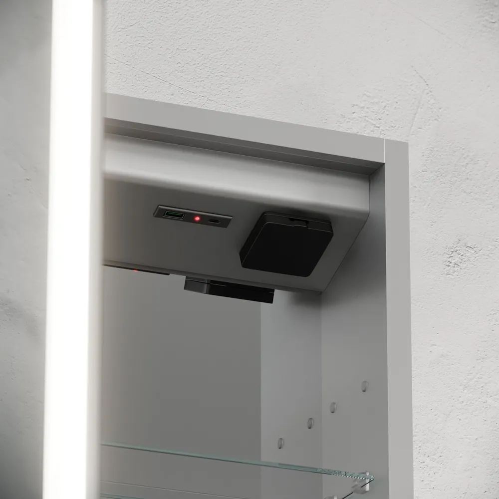 Изображение товара Зеркальный шкаф для ванной Sancos Evoke 900x700 мм с LED подсветкой и USB