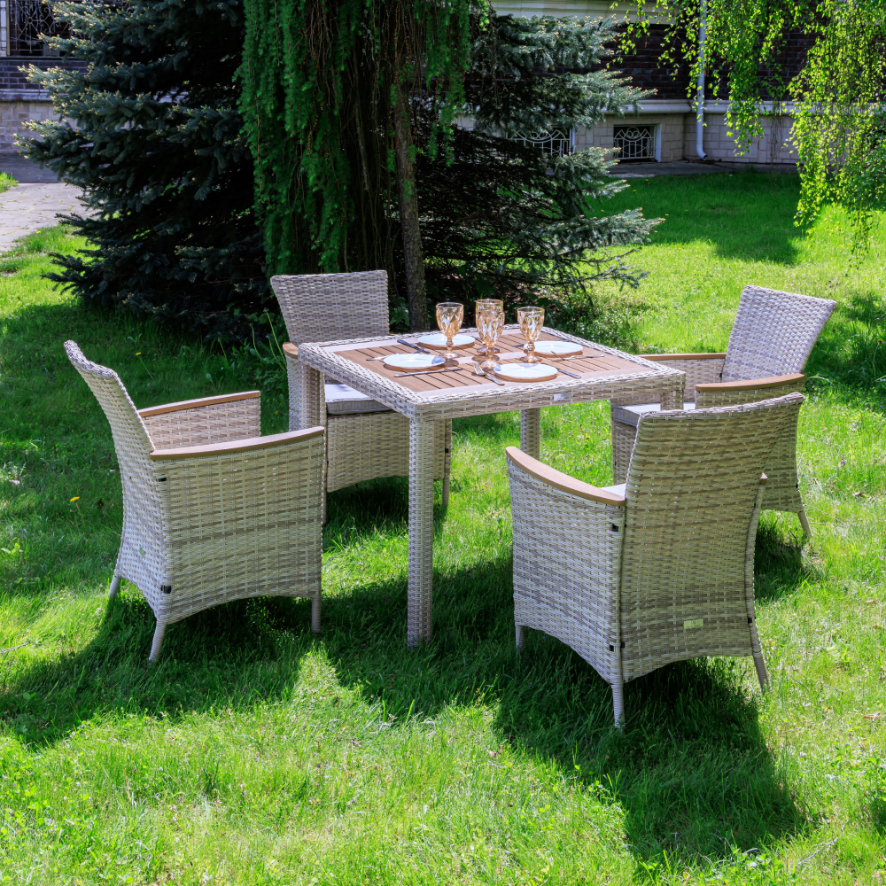 Изображение товара Обеденный набор для сада Royal family Amelia из искусственного ротанга бежевый 5 предметов