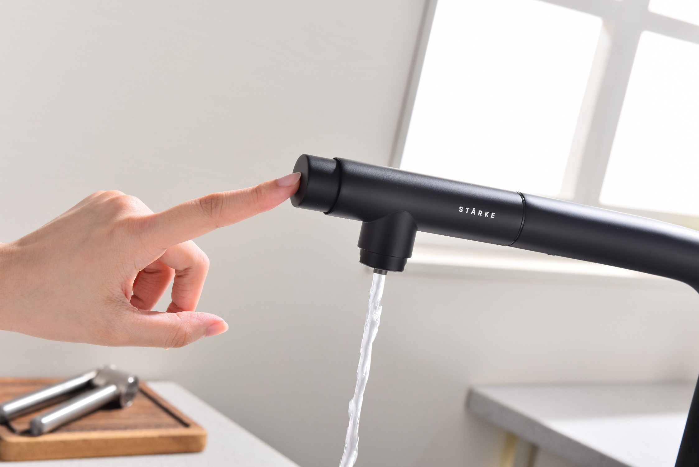 Изображение товара Смеситель для кухни VIPER с выдвижным изливом и переключением режимов от Paulmark