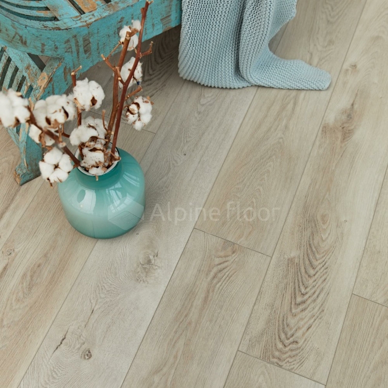 Изображение товара Ламинат Alpine Floor Aura Дуб Флоренция 33 класс 8 мм с фаской 2.412 м²