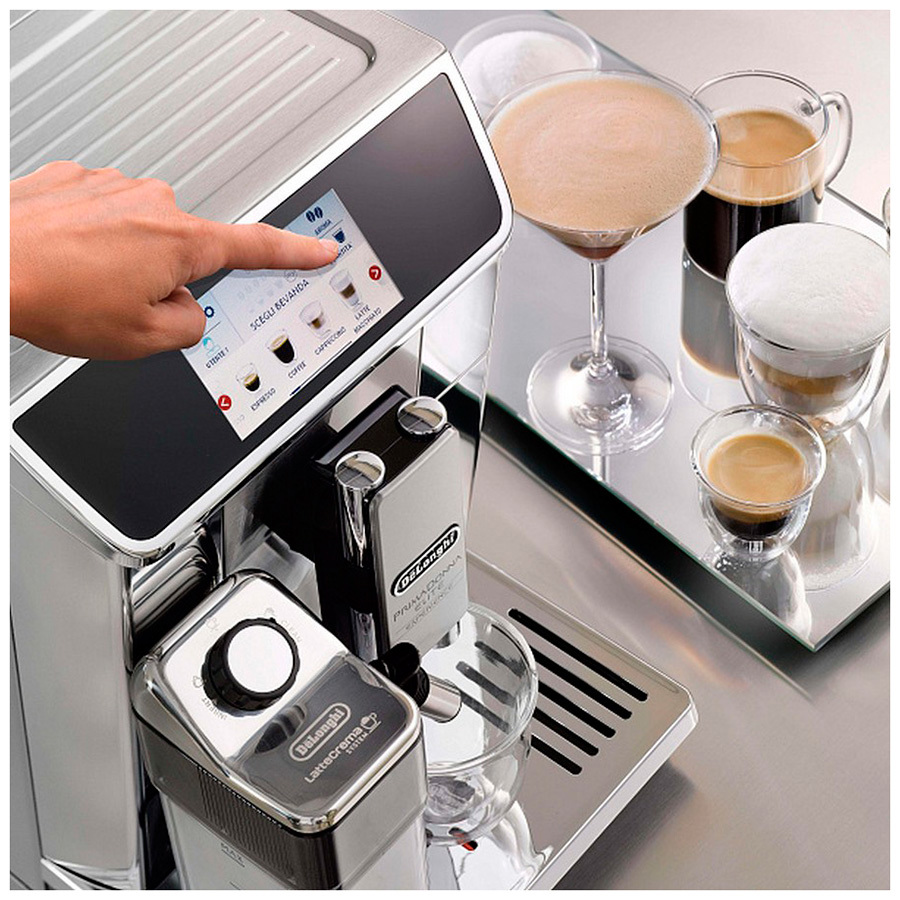 Изображение товара Автоматическая кофемашина De'Longhi PrimaDonna Elite ECAM650. 85. MS серебристый