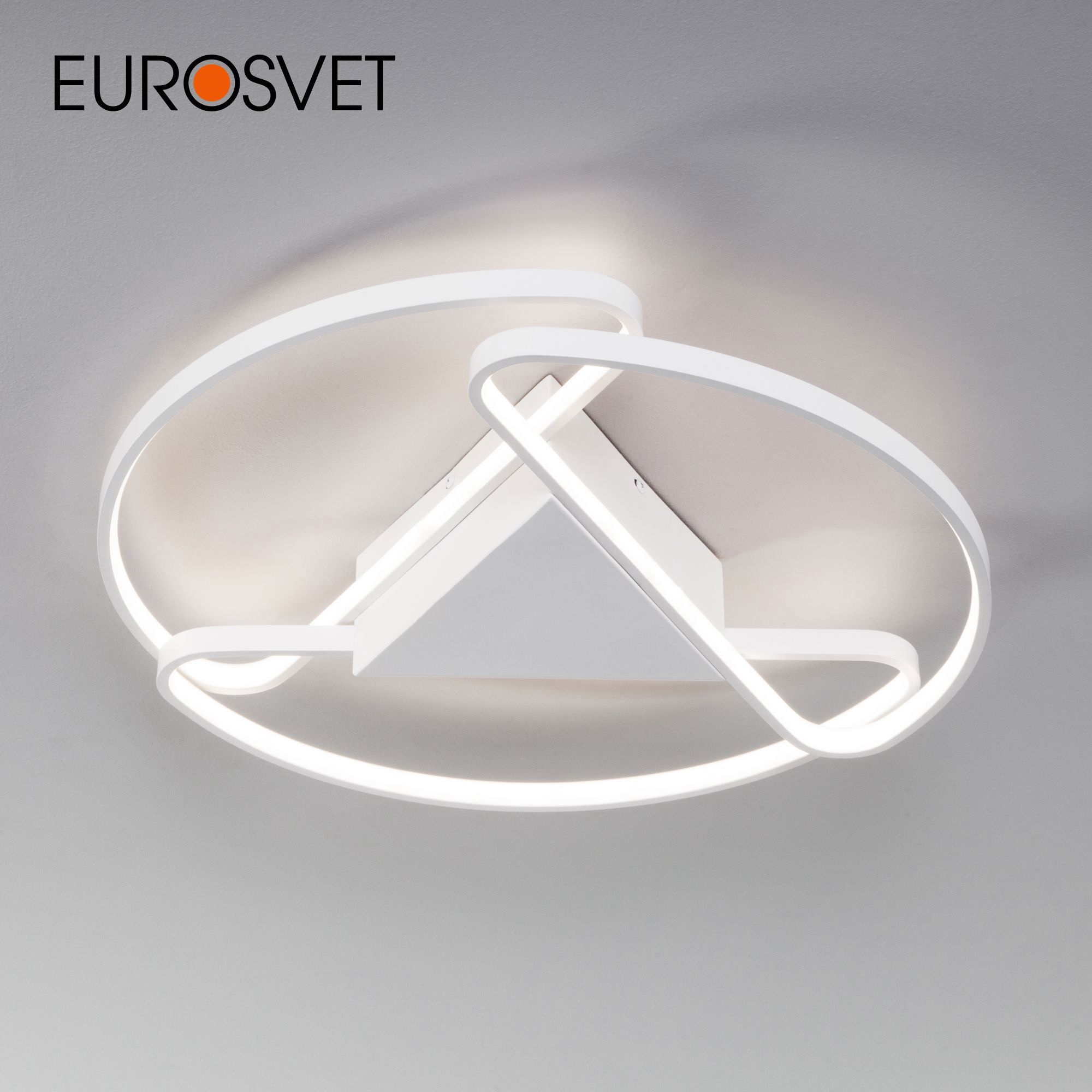 Изображение товара Люстра потолочная светодиодная Eurosvet a052483 с пультом управление 50 м² белый