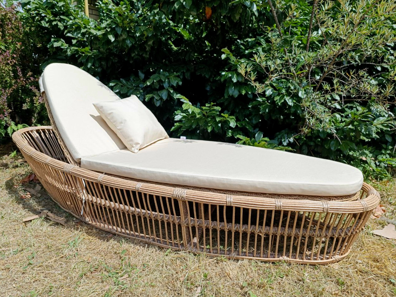 Изображение товара Шезлонг Sunset Лучиано с регулируемой спинкой и подушкой 230x90x35 см