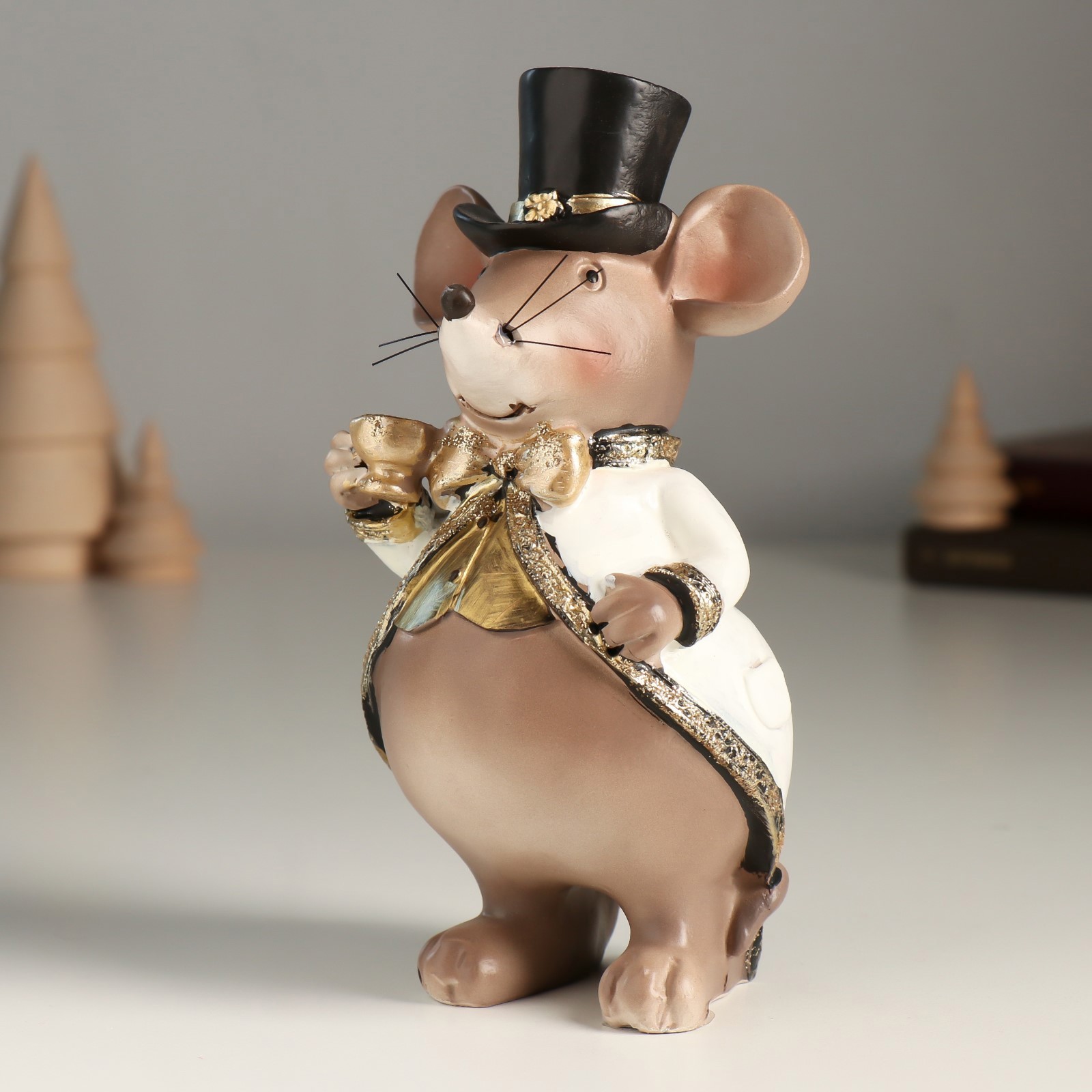 Изображение товара Сувенир полистоун Мышонок в цилиндре и белом фраке 8х8х165 см 10325833