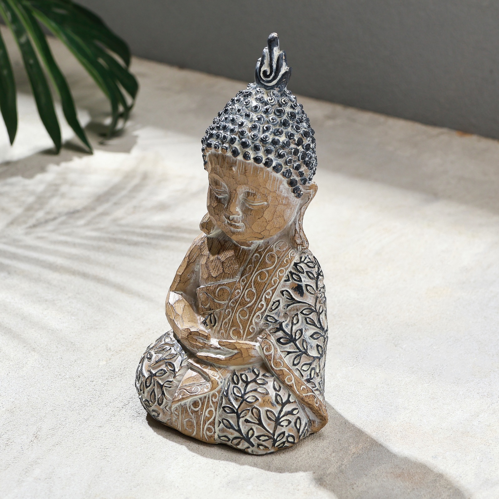 Изображение товара Будда: руки на коленях — декоративная фигура 9x9,5x17 см