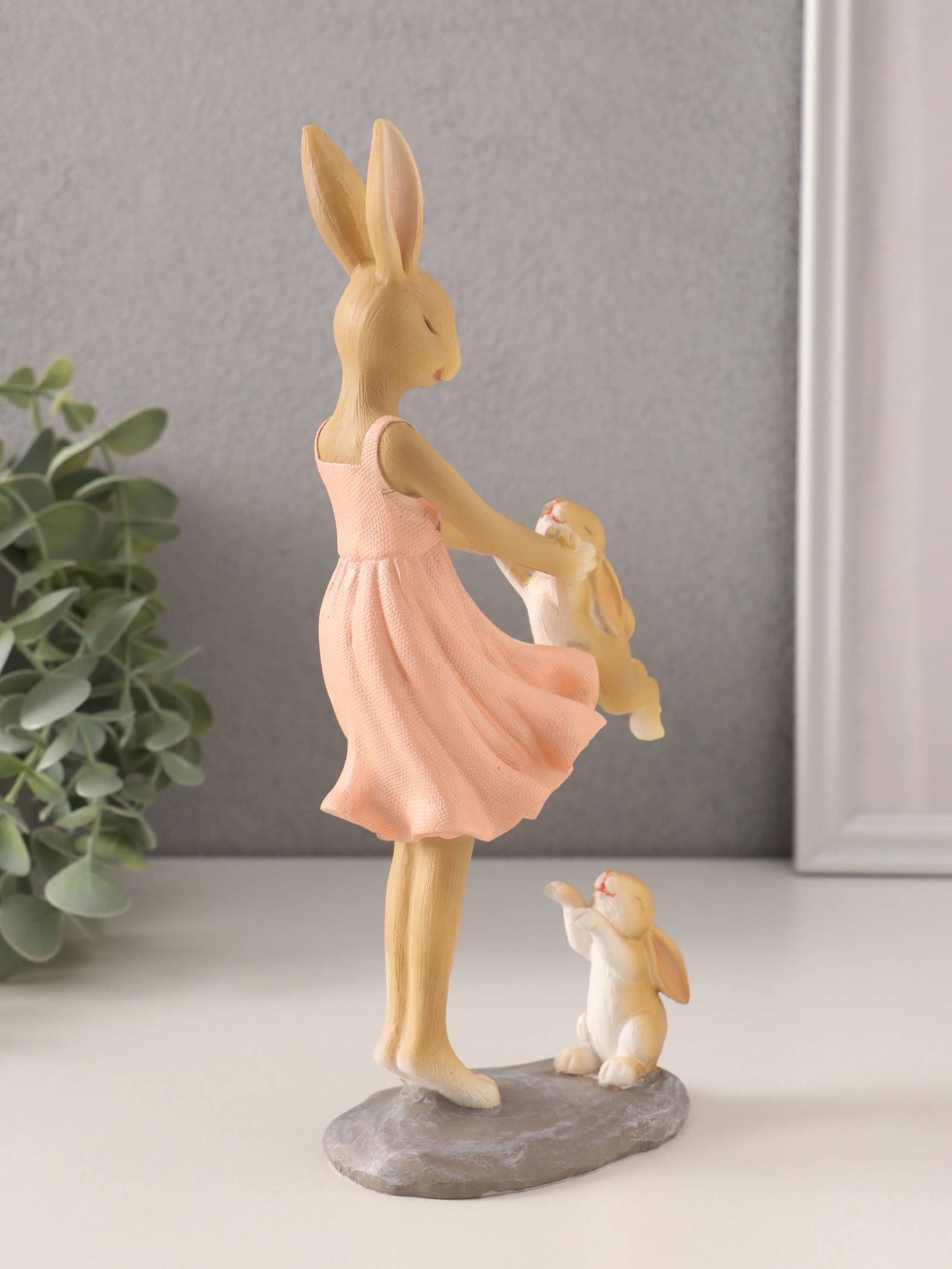 Изображение товара Сувенир полистоун Зайки. Мама с детьми 95х6х225 см 10583213