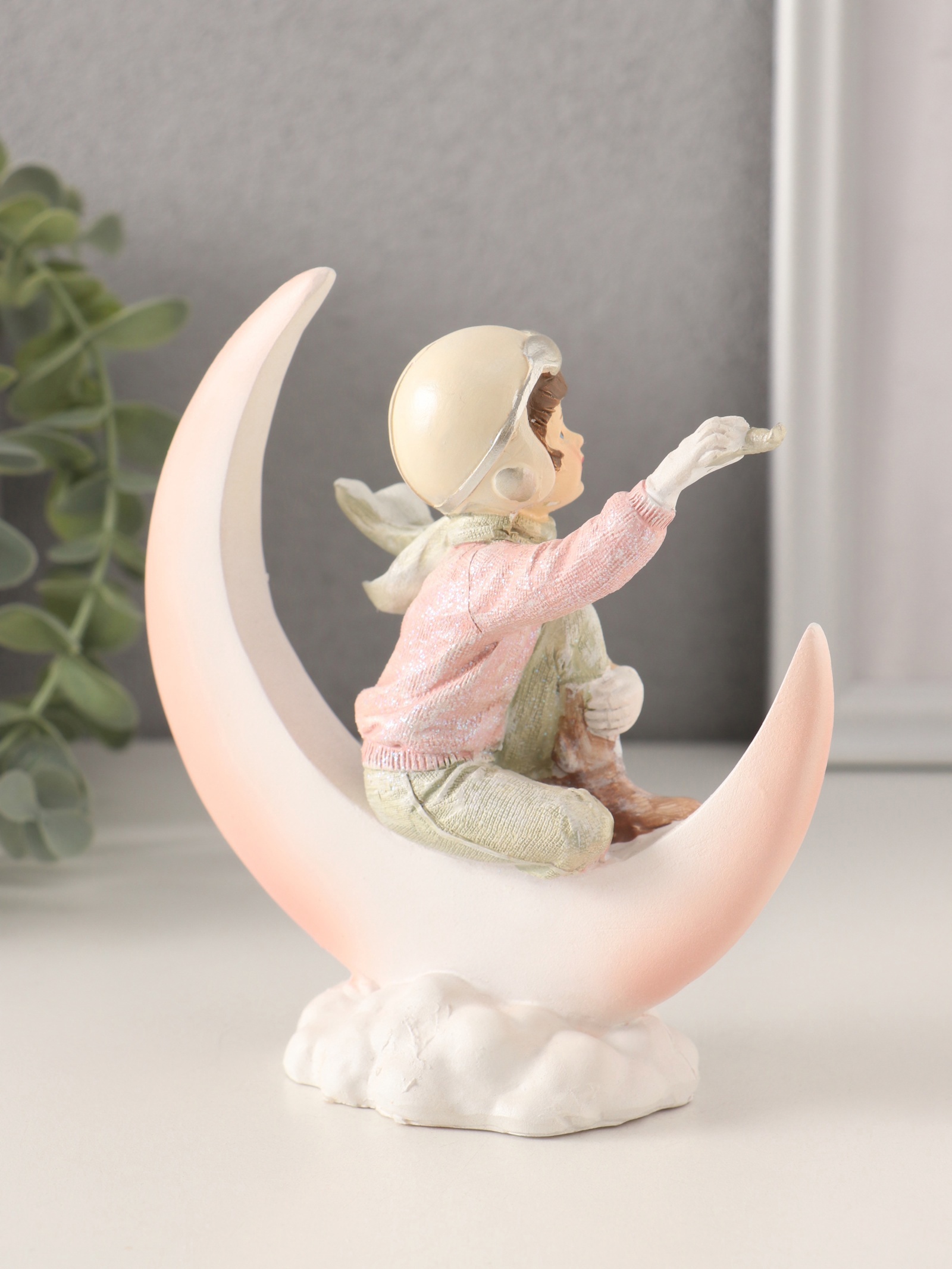 Изображение товара Декоративная фигура СИМА-ЛЕНД Малыш-авиатор на месяце