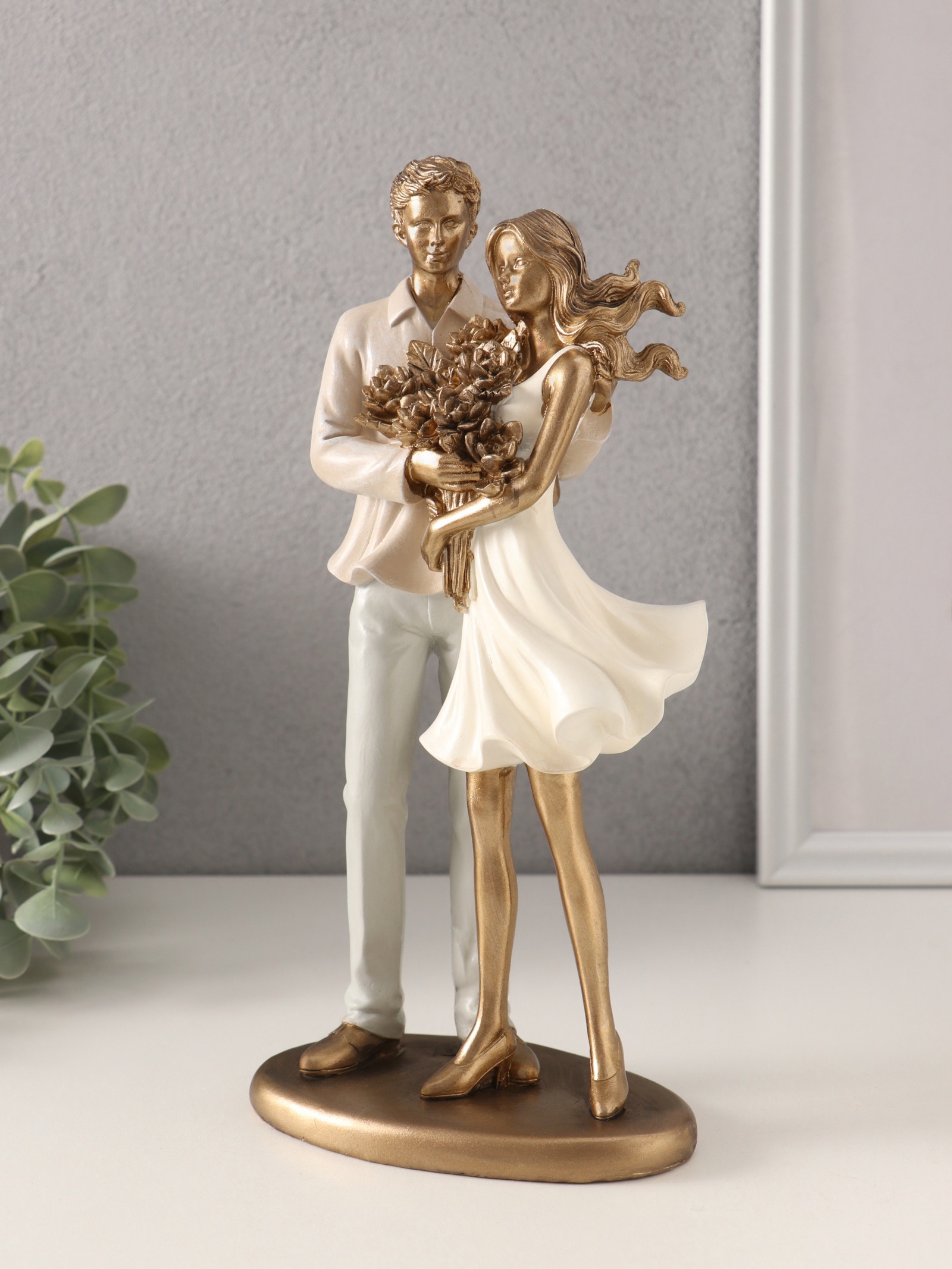 Изображение товара Декоративная фигура полистоун «Букет для любимой» 12,5×7,5×25,5 см