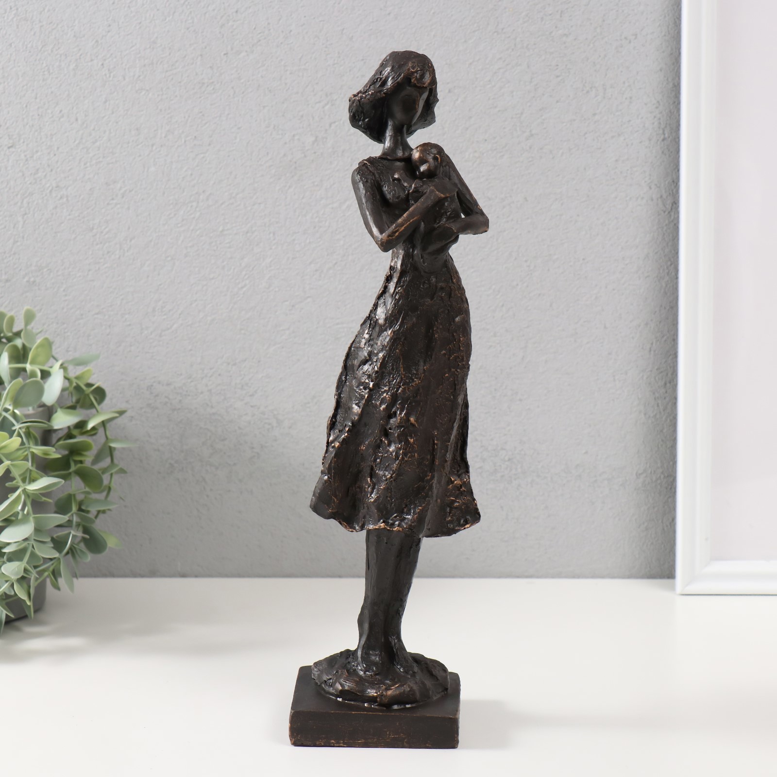 Изображение товара Сувенир полистоун Девушка с ребёнком чёрный 34х95х9 см 9848283