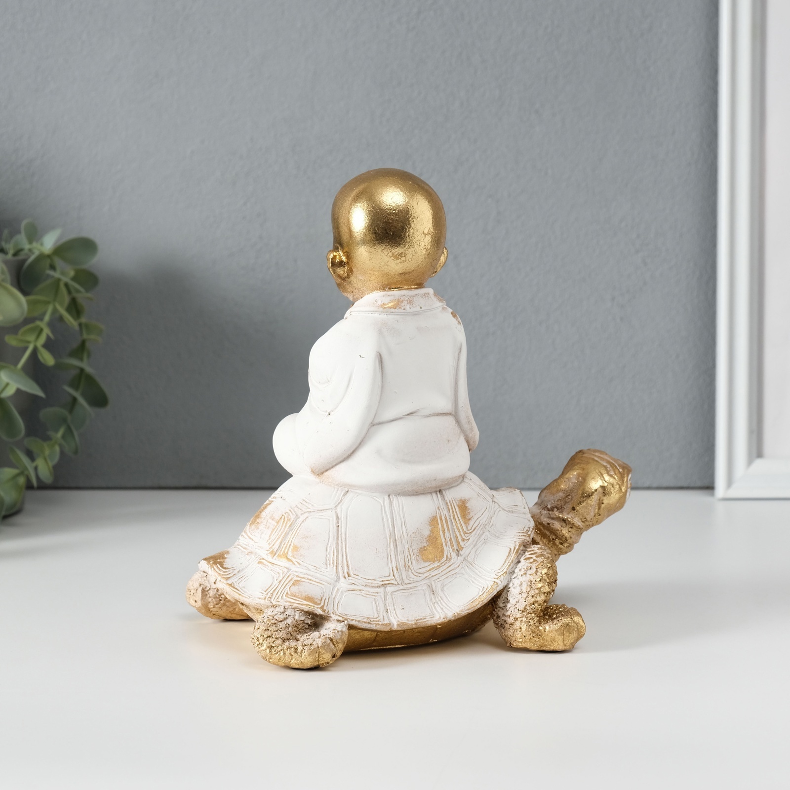 Изображение товара Маленький Будда на черепахе 17x11x17 см — декоративная фигура