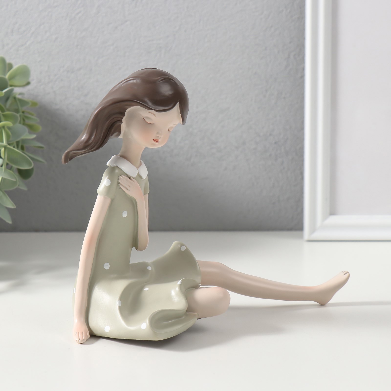 Изображение товара Сувенир полистоун Малышка в зелёном платье в горошек 19х95х145 см 10421052