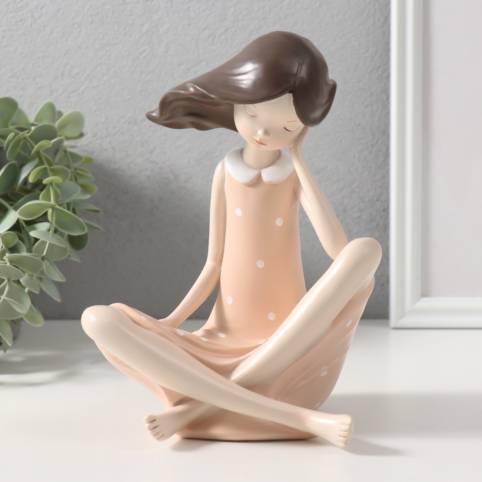 Изображение товара Сувенир СИМА-ЛЕНД Малышка в персиковом платье в горошек 14x11,5x19 см