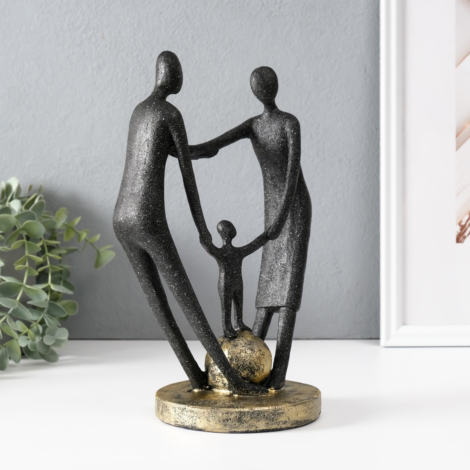 Изображение товара Сувенир полистоун Сила в единстве чёрный 12х175х265 см 10529923