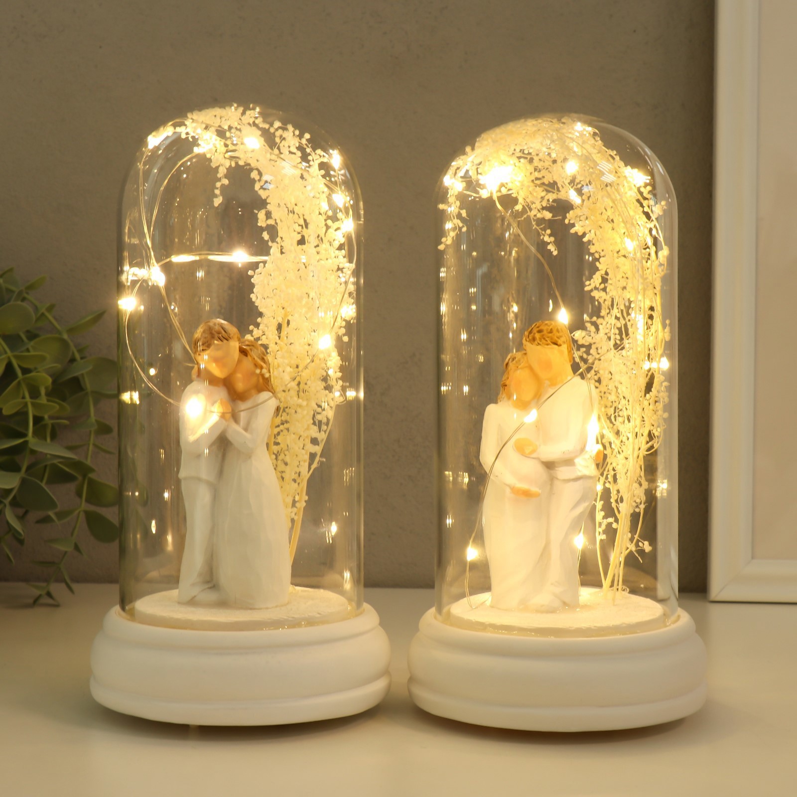 Изображение товара Сувенир полистоун свет Любовь под деревцем МИКС 105х105х19 см 9176693