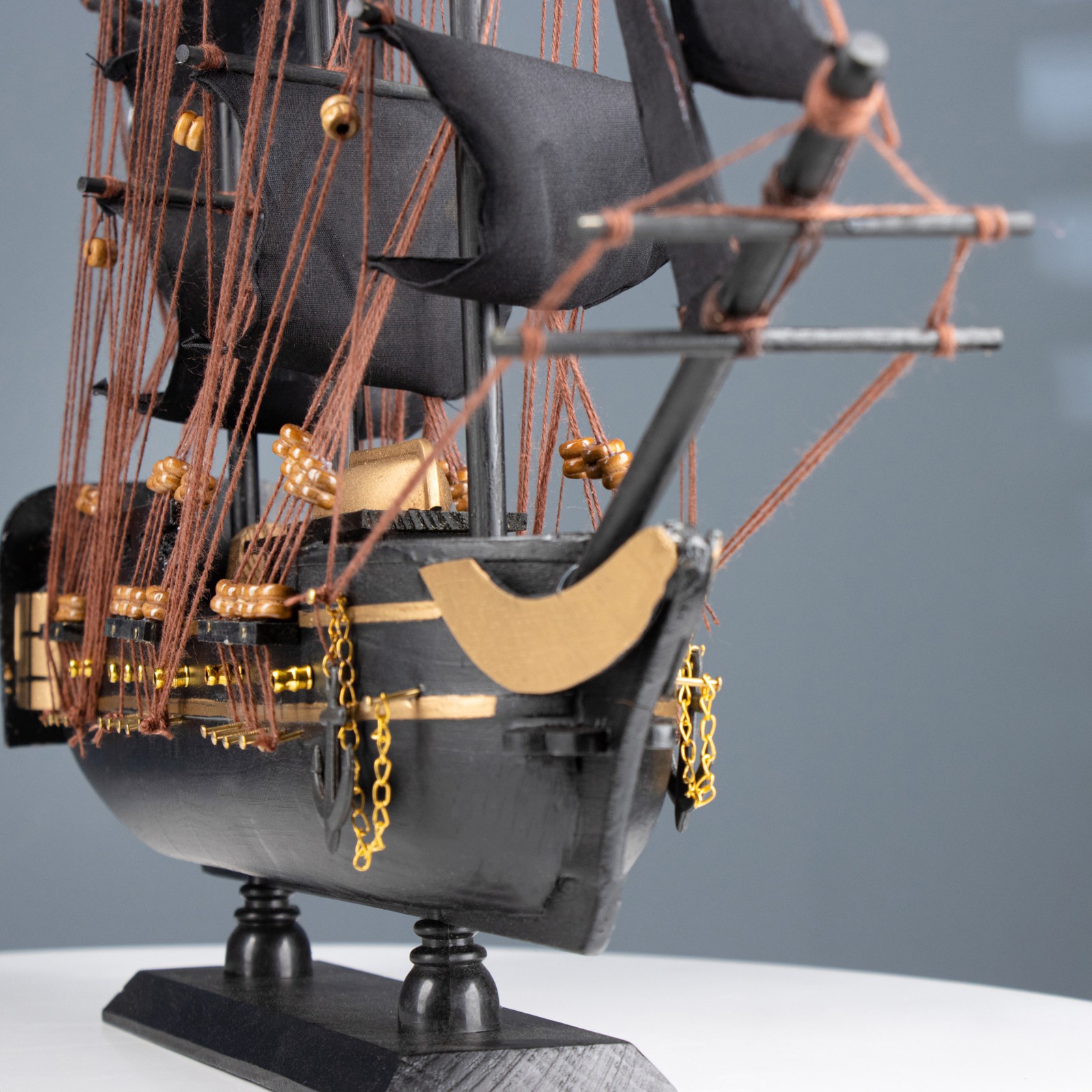 Изображение товара Корабль «Волк» — декоративная фигура средняя, СИМА-ЛЕНД