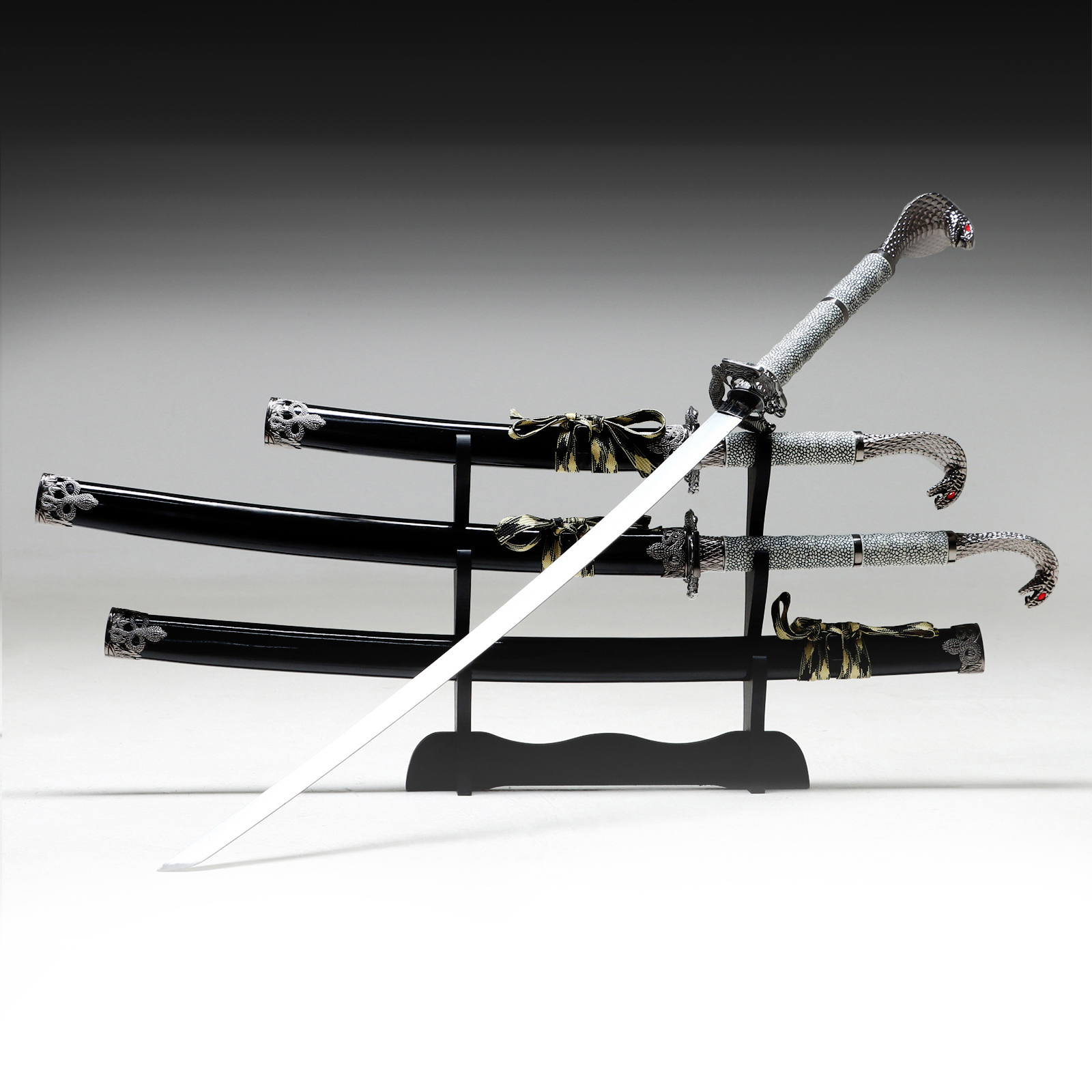 Изображение товара Катана 3в1 на подставке Кобра 105/85/60 см — декоративная фигура