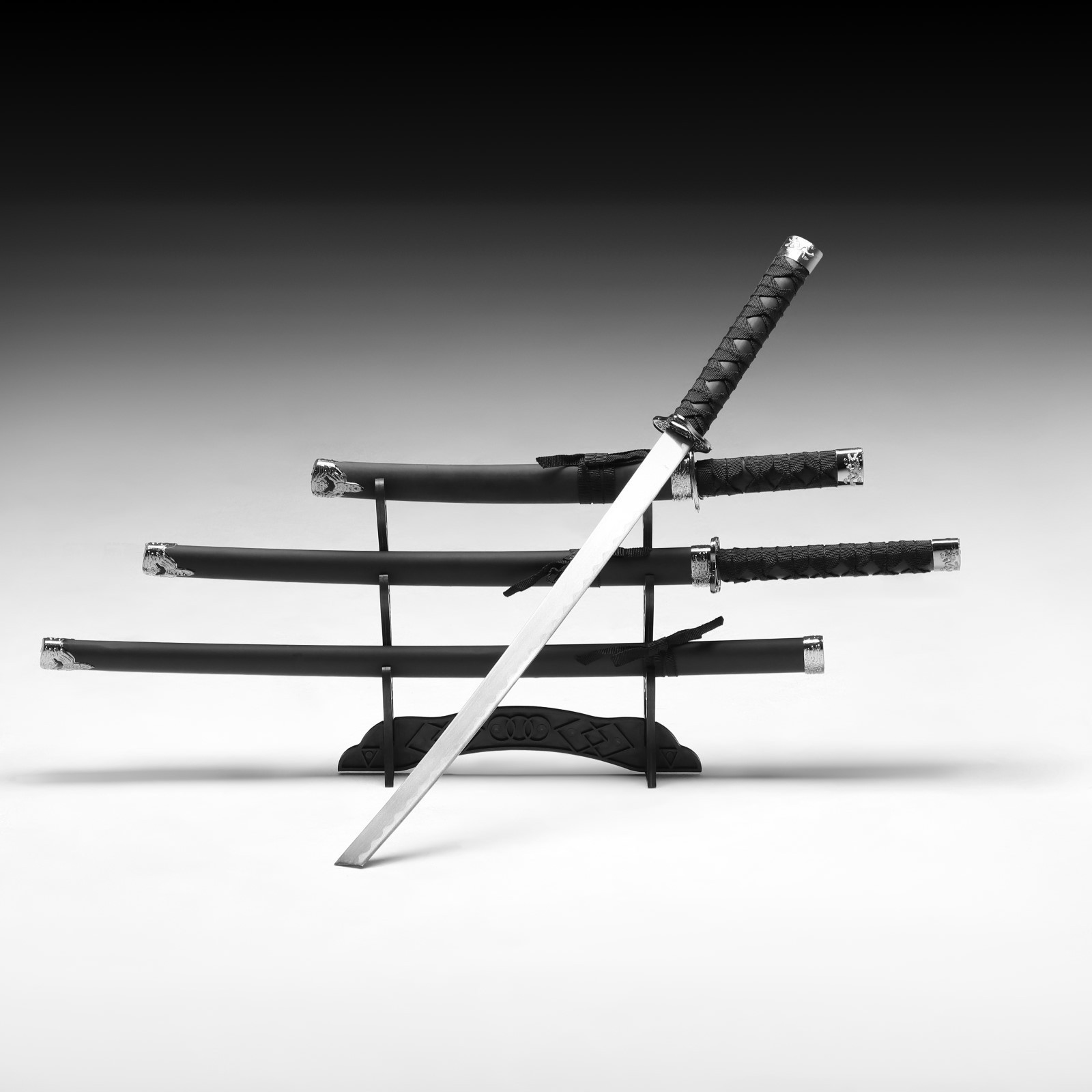 Изображение товара Декоративная катана 3в1 на подставке, кожзам, матовая черная, 47/70/89 см