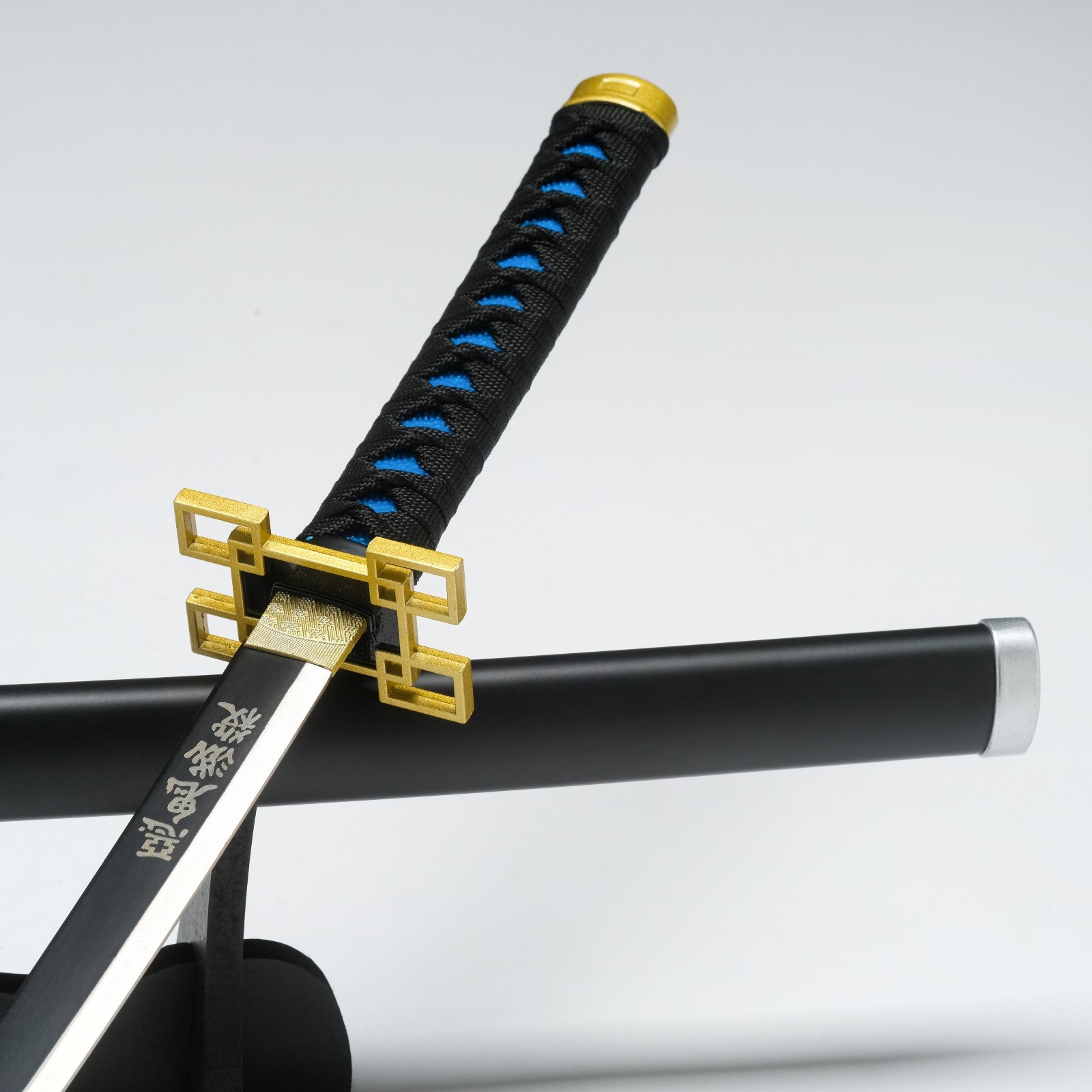 Изображение товара Сувенирное оружие Катана Кито 75 см клинок 48 см на подставке 7350674