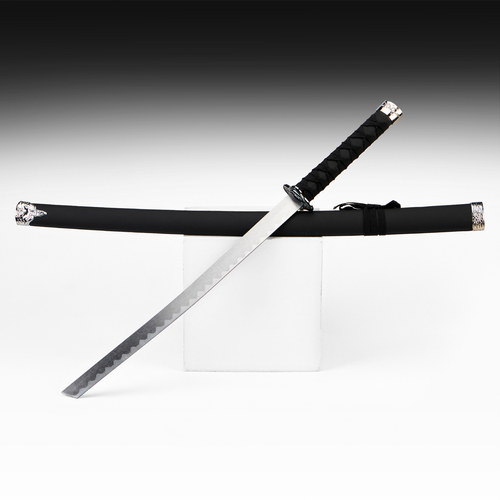 Изображение товара Сувенирное оружие Катана Орочи 89 см клинок 46 см ножны черные матовые б/подставки 10798696