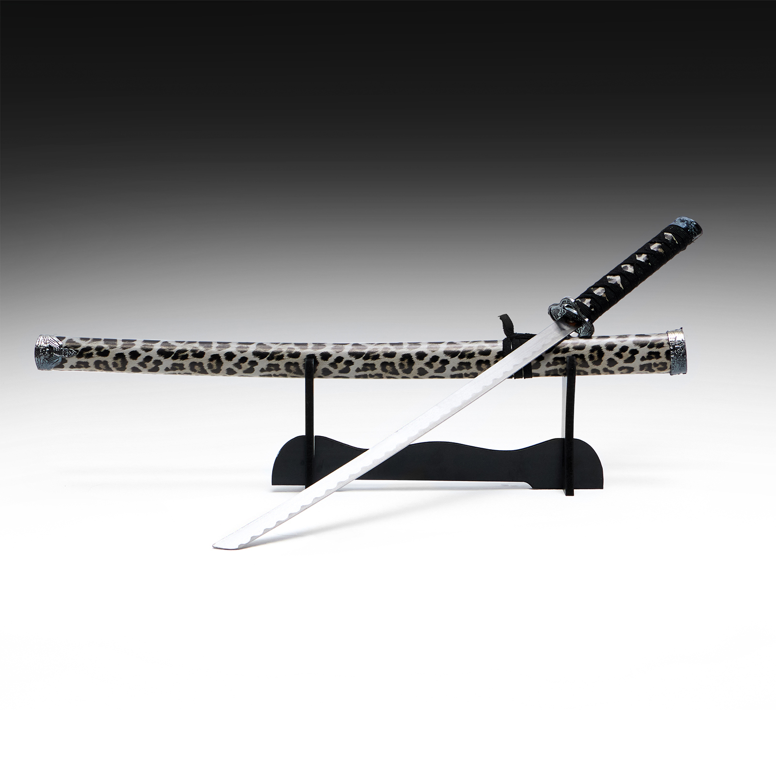Изображение товара Сувенирное оружие «Катана на подставке» темно серые ножны под леопарда 89см 740302