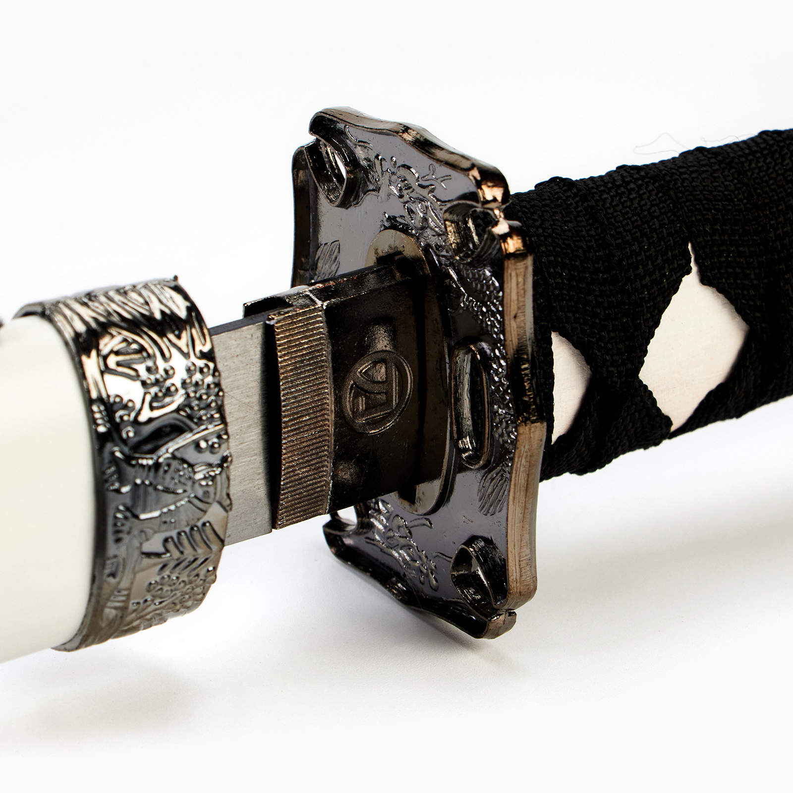 Изображение товара Сувенирное оружие «Катана Озэму» 78см клинок 39 см белые ножны 10798614