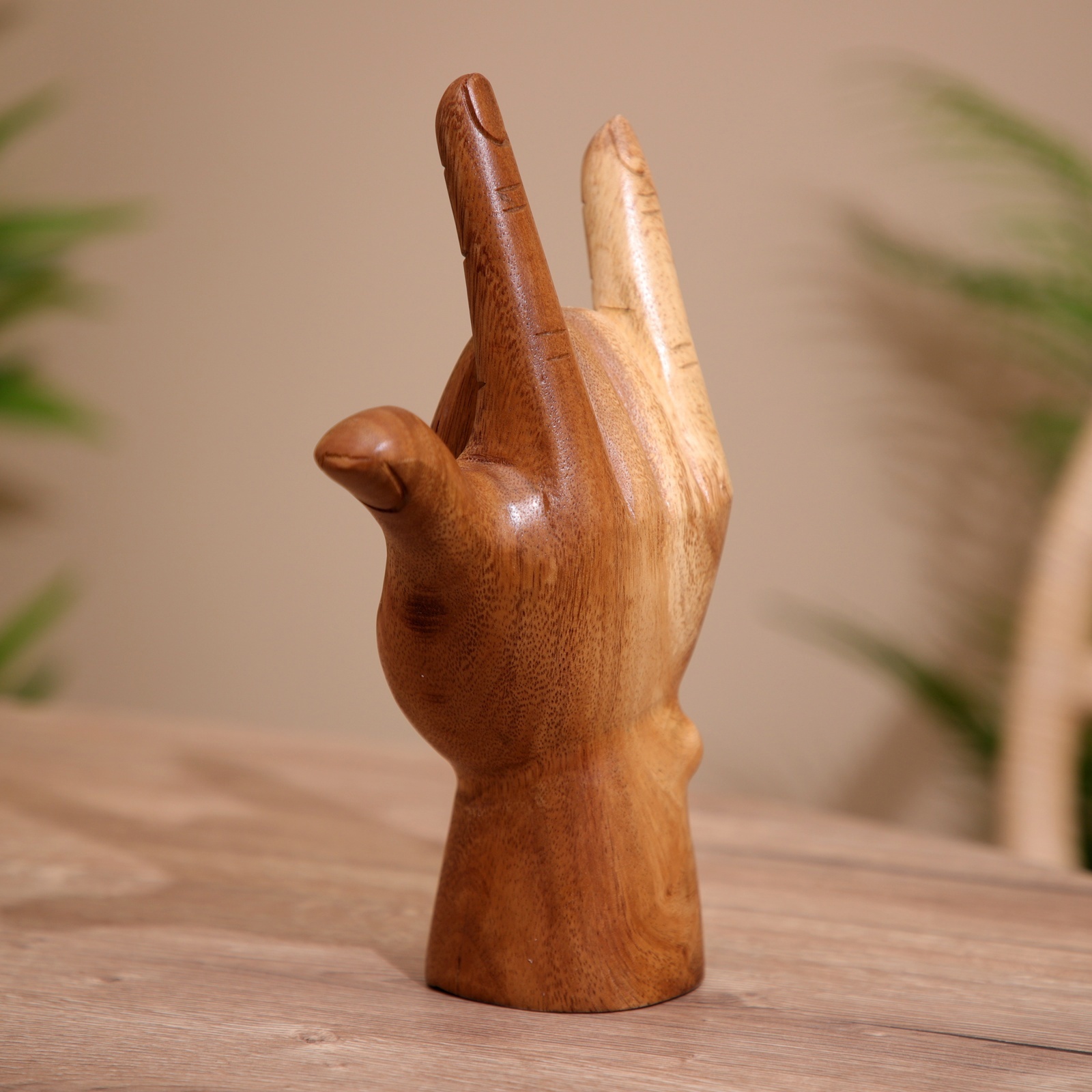 Изображение товара Сувенир Коза дерево 15x7x25 см 7779801