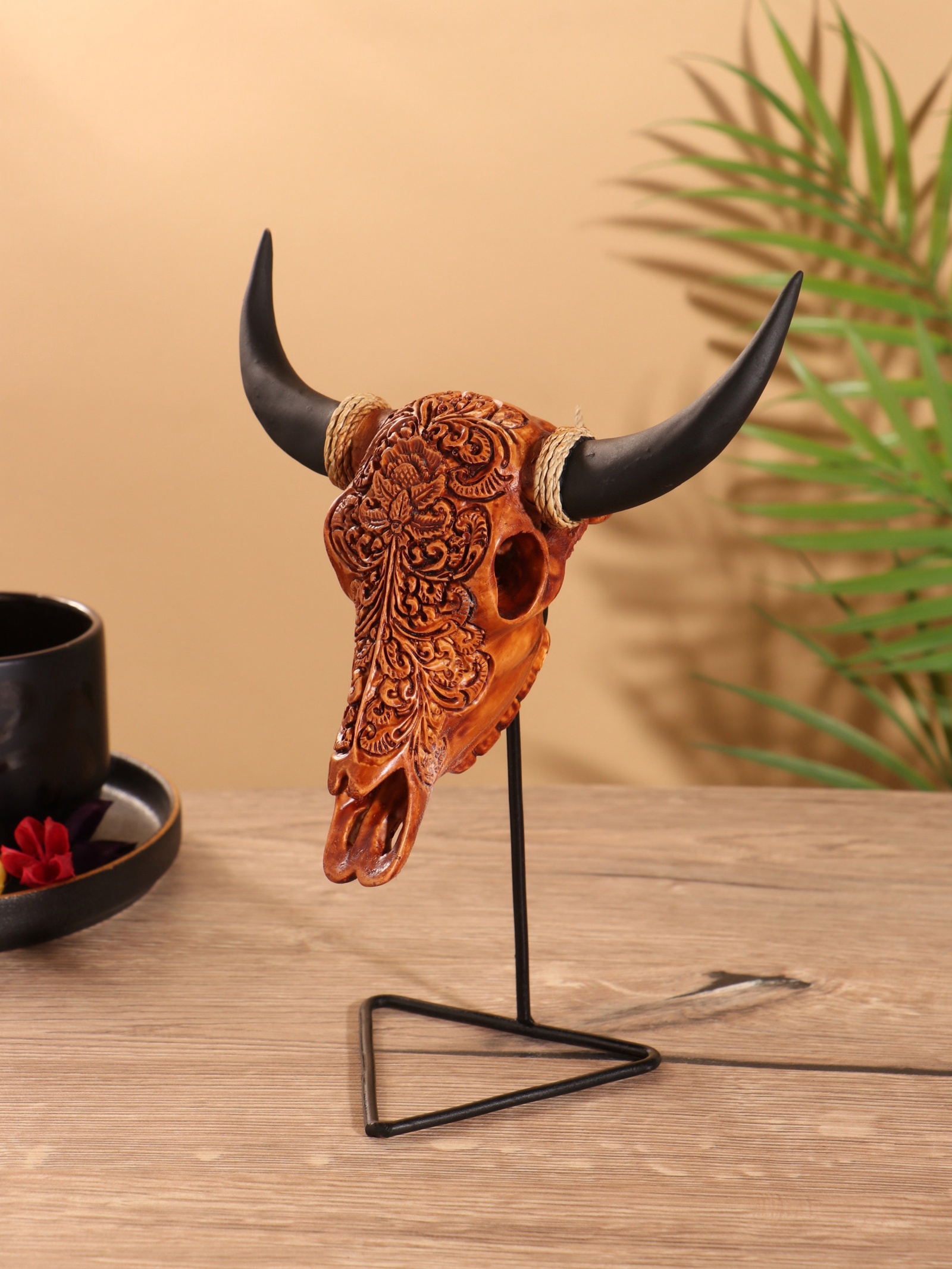 Изображение товара Сувенир череп буйвола на стойке 18×10×21 см
