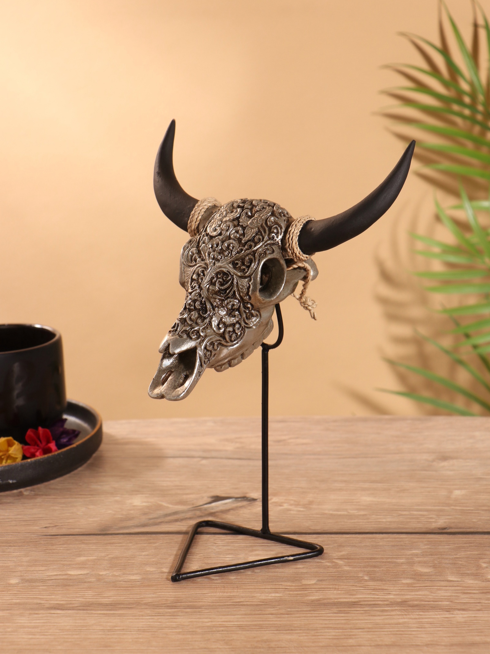 Изображение товара Сувенир Череп буйвола на стойке 18х10х21 см 10465034