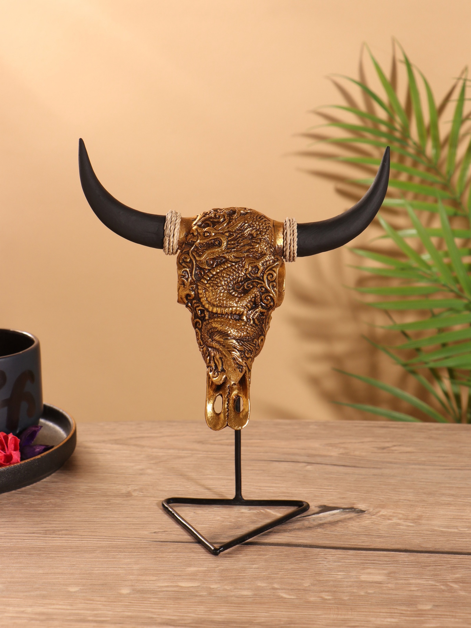 Изображение товара Сувенир Череп буйвола на стойке 18х10х21 см 10465036