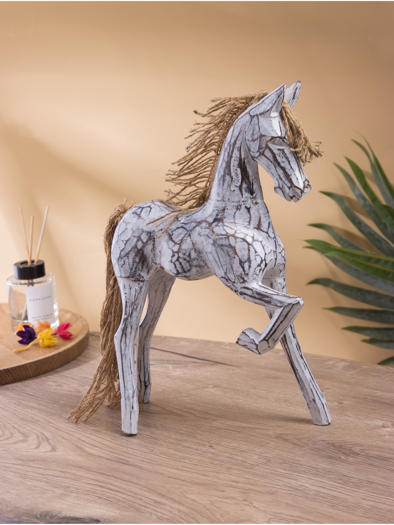 Изображение товара Сувенир интерьерный Конь дерево 25х8х35 см 10464966