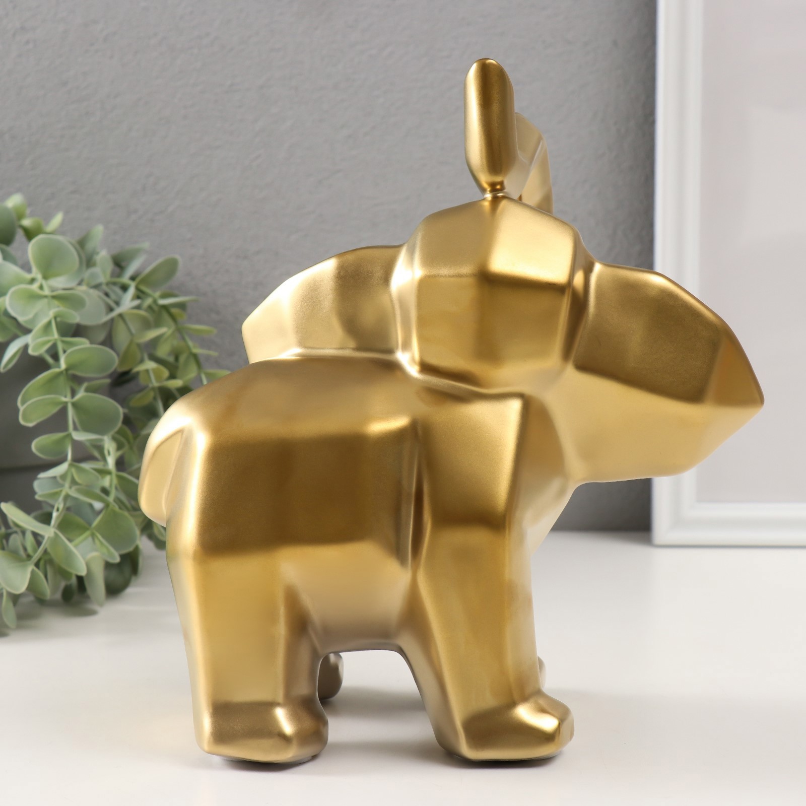 Изображение товара Геометрия. Слоник — декоративная керамика, золотистый 10x20x21,5 см