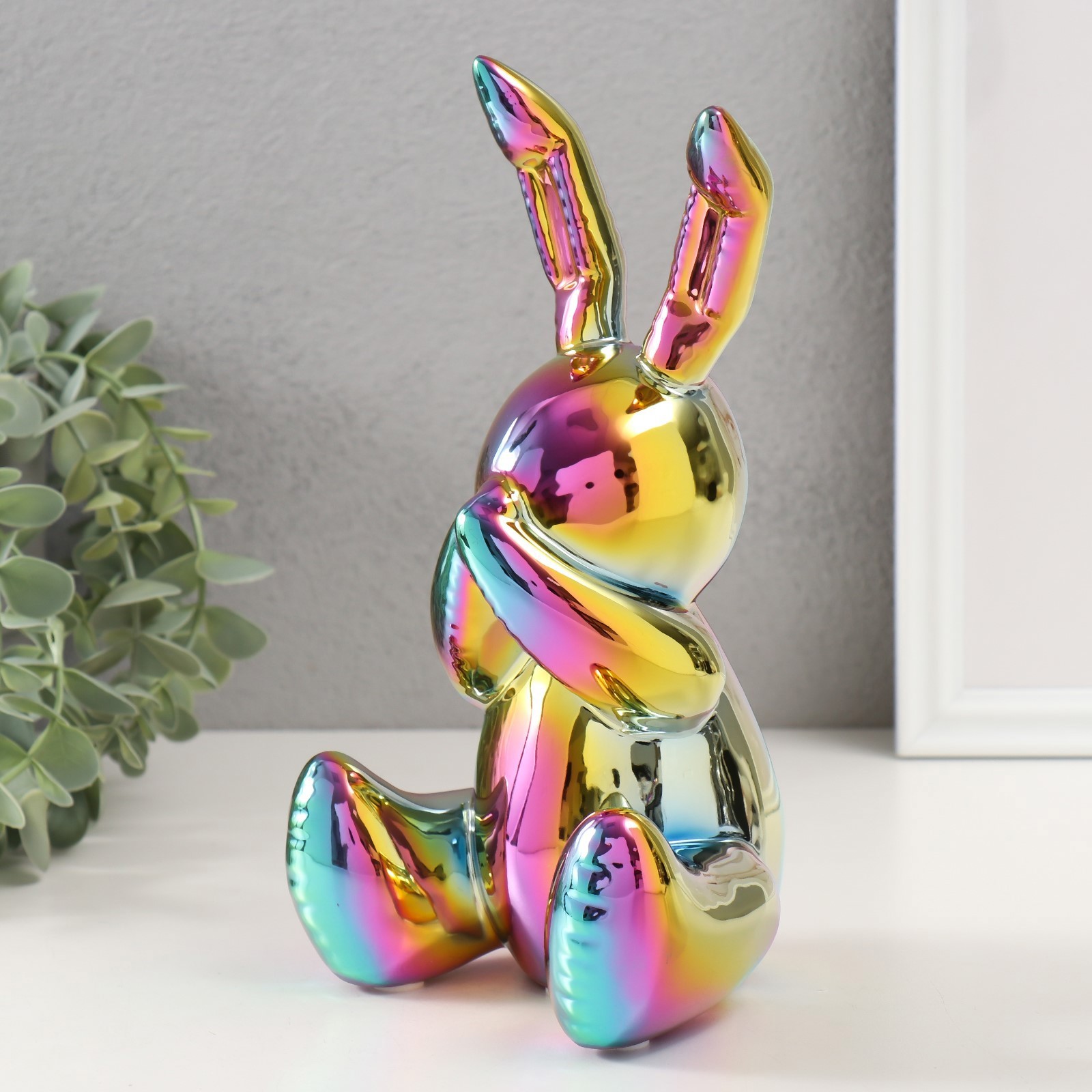 Изображение товара Сувенир керамика Зайка спрятал носик зеленый хамелеон 11х12х22 см 10212802