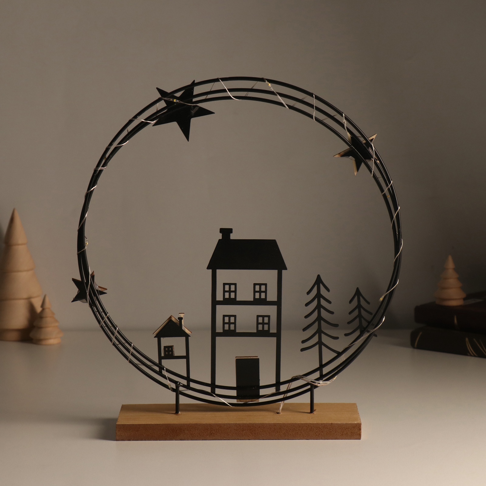 Изображение товара Сувенир металл дерево свет Домики. Ночное небо 6х255х265 см 10524152