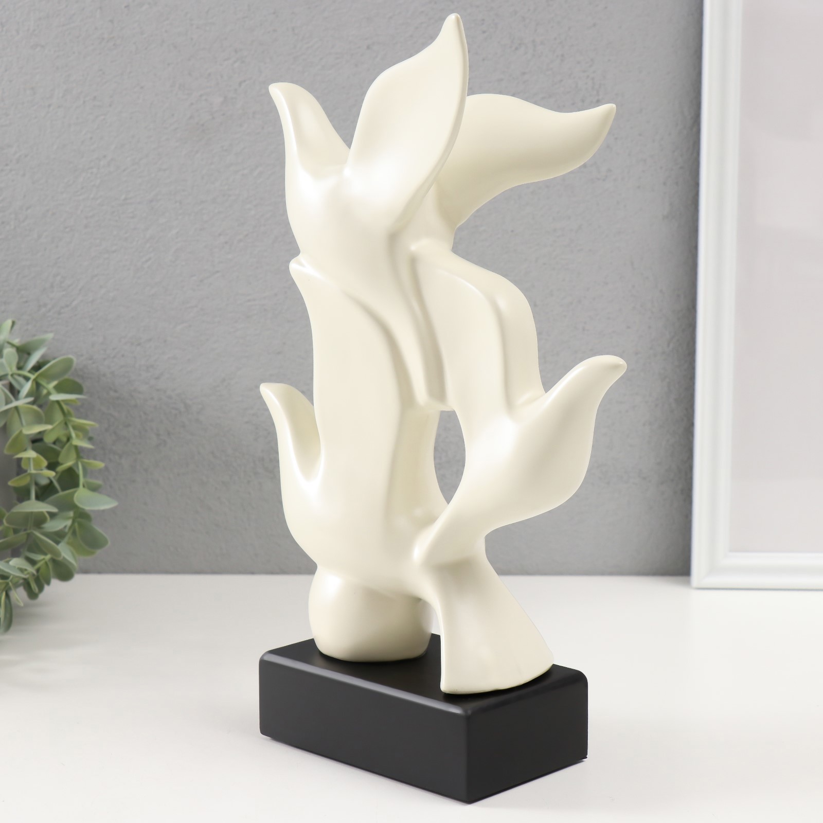 Изображение товара Сувенир керамика Три птицы белый 8х175х295 см 10212791