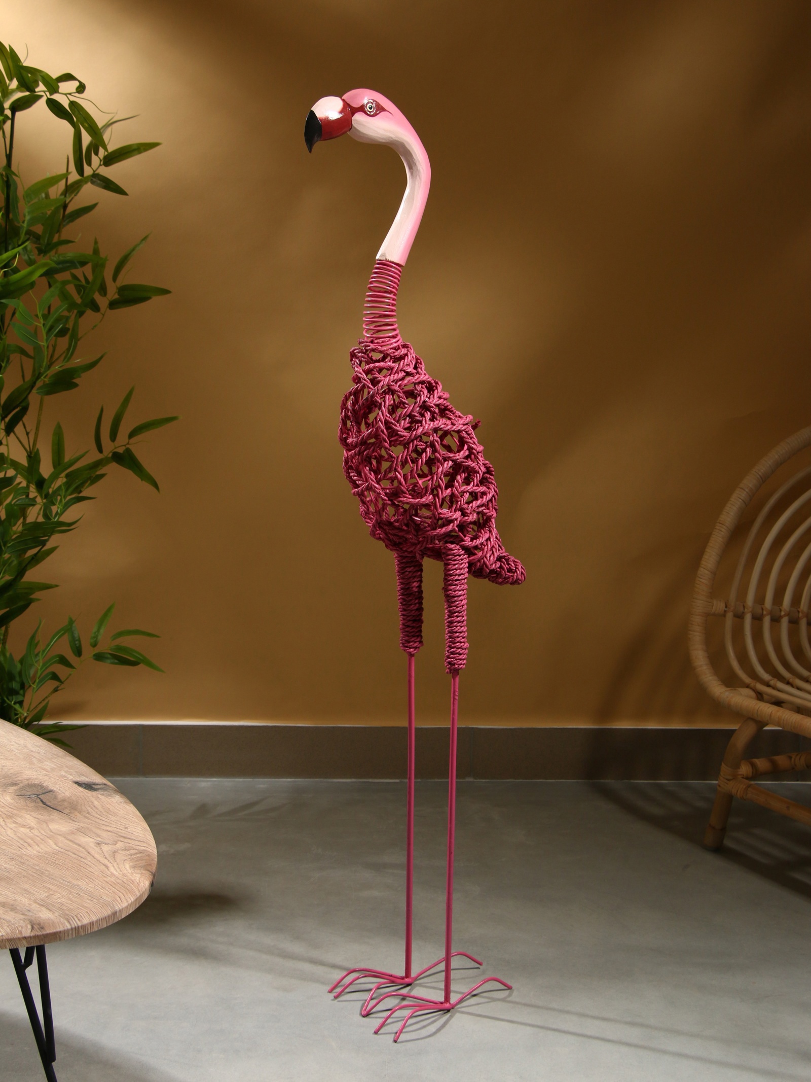 Изображение товара Сувенир плетеный Фламинго 30х16х125 см 10464102 Изображение товара Сувенир плетеный Фламинго 30х16х125 см 10464102