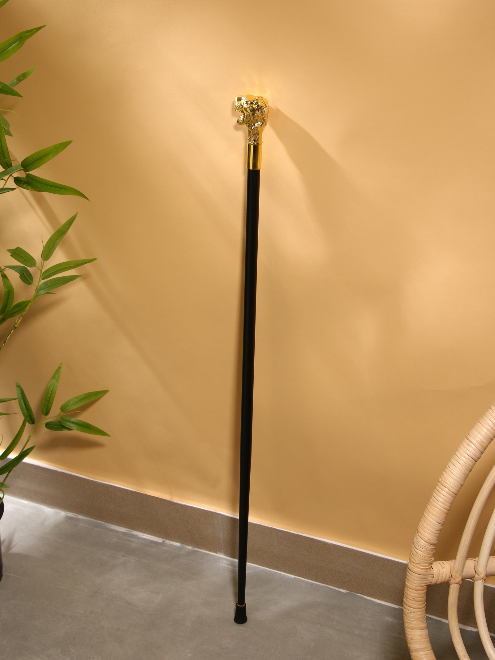 Изображение товара Сувенирное изделие Трость с кинжалом клинок 31см набалдашник Лев 92 см 7350664