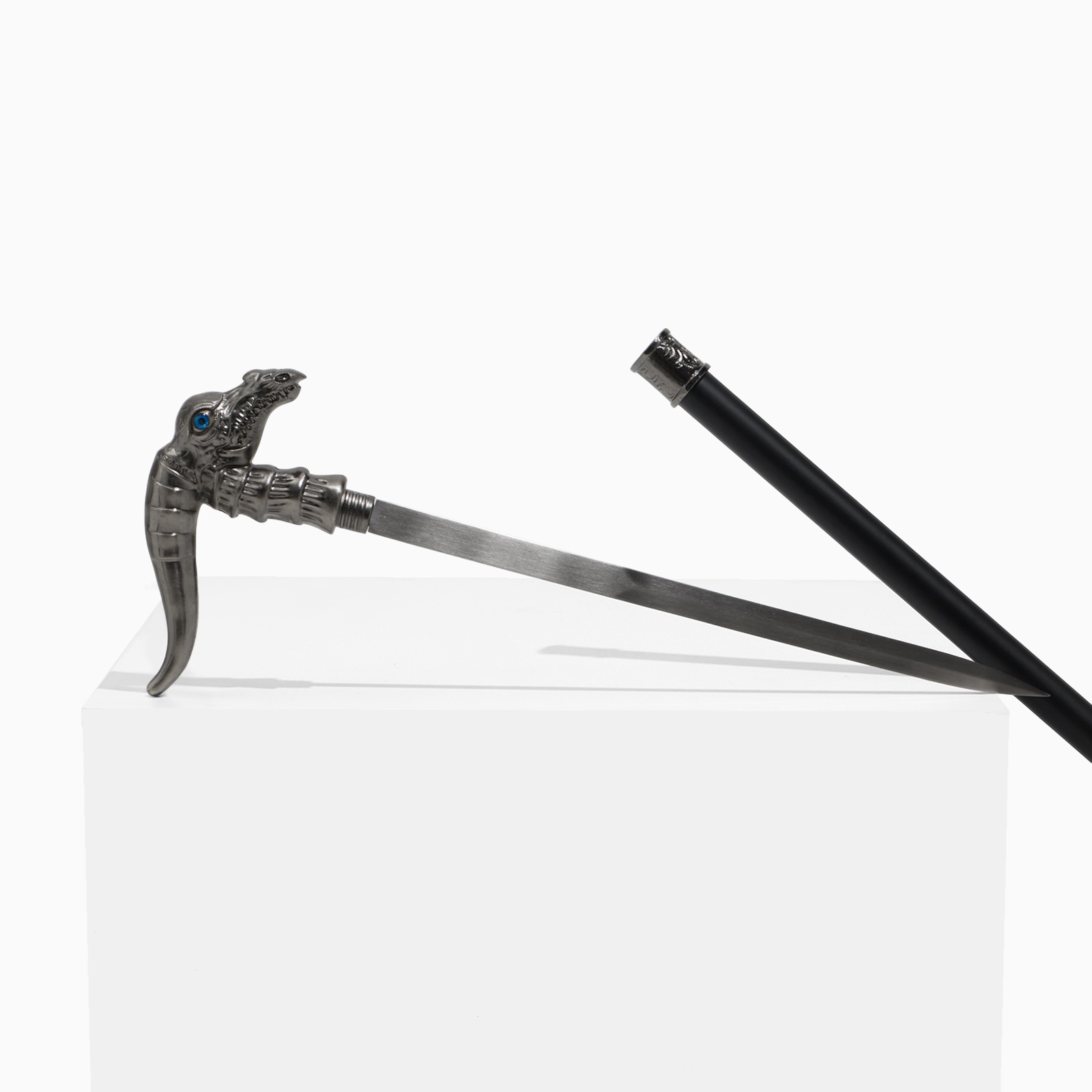 Изображение товара Сувенирное изделие Трость с кинжалом клинок 36см рукоять орел 10421826