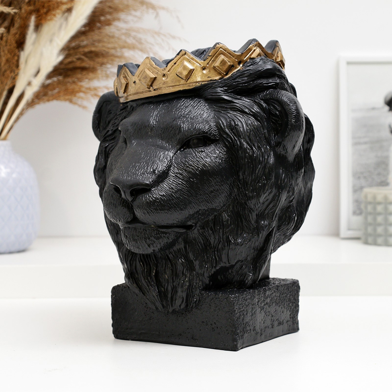 Изображение товара Копилка Лев в короне черный с золотом 26см 7582709