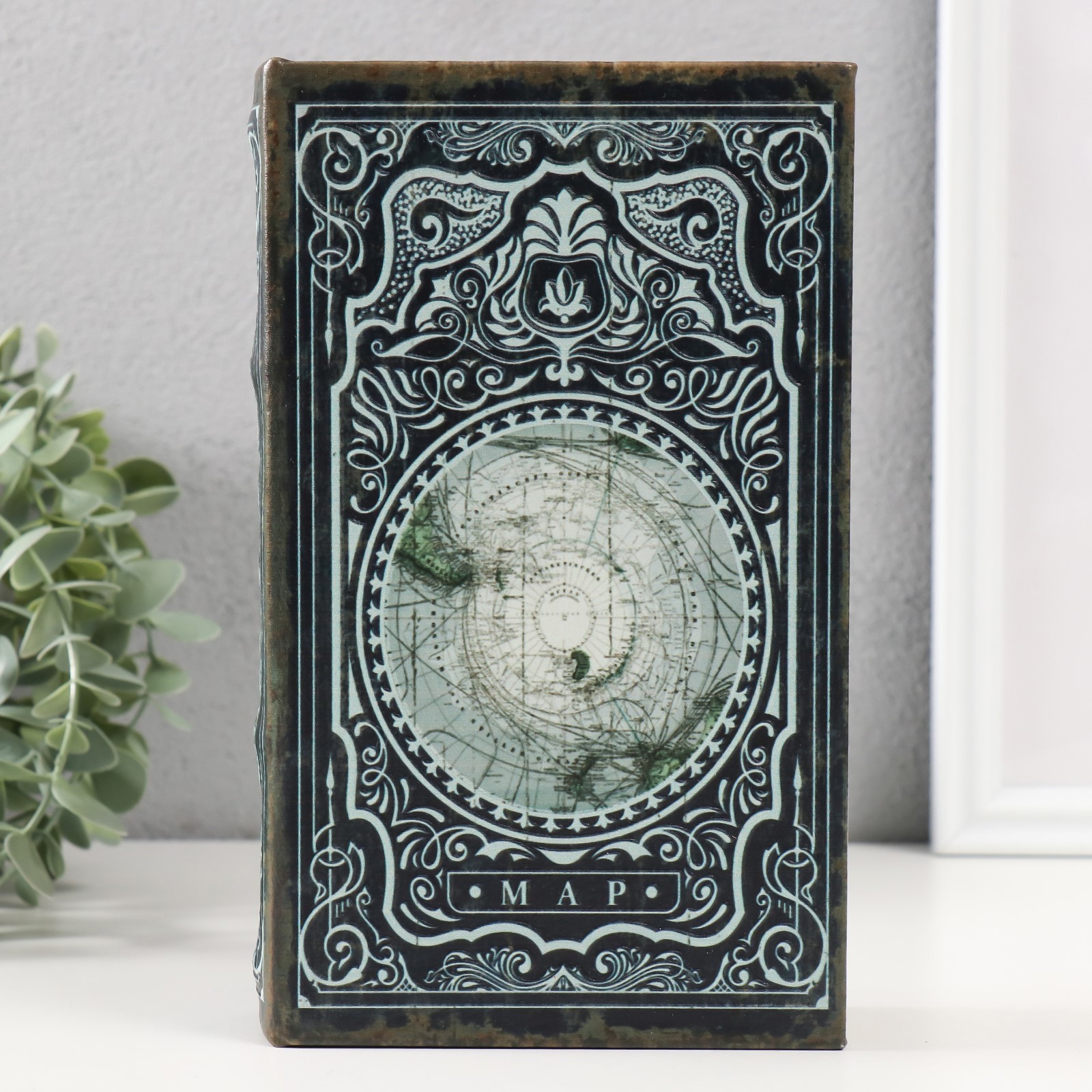 Изображение товара Сейф-книга дерево кожзам Старинная карта тиснение 21x13x5 см 9826629