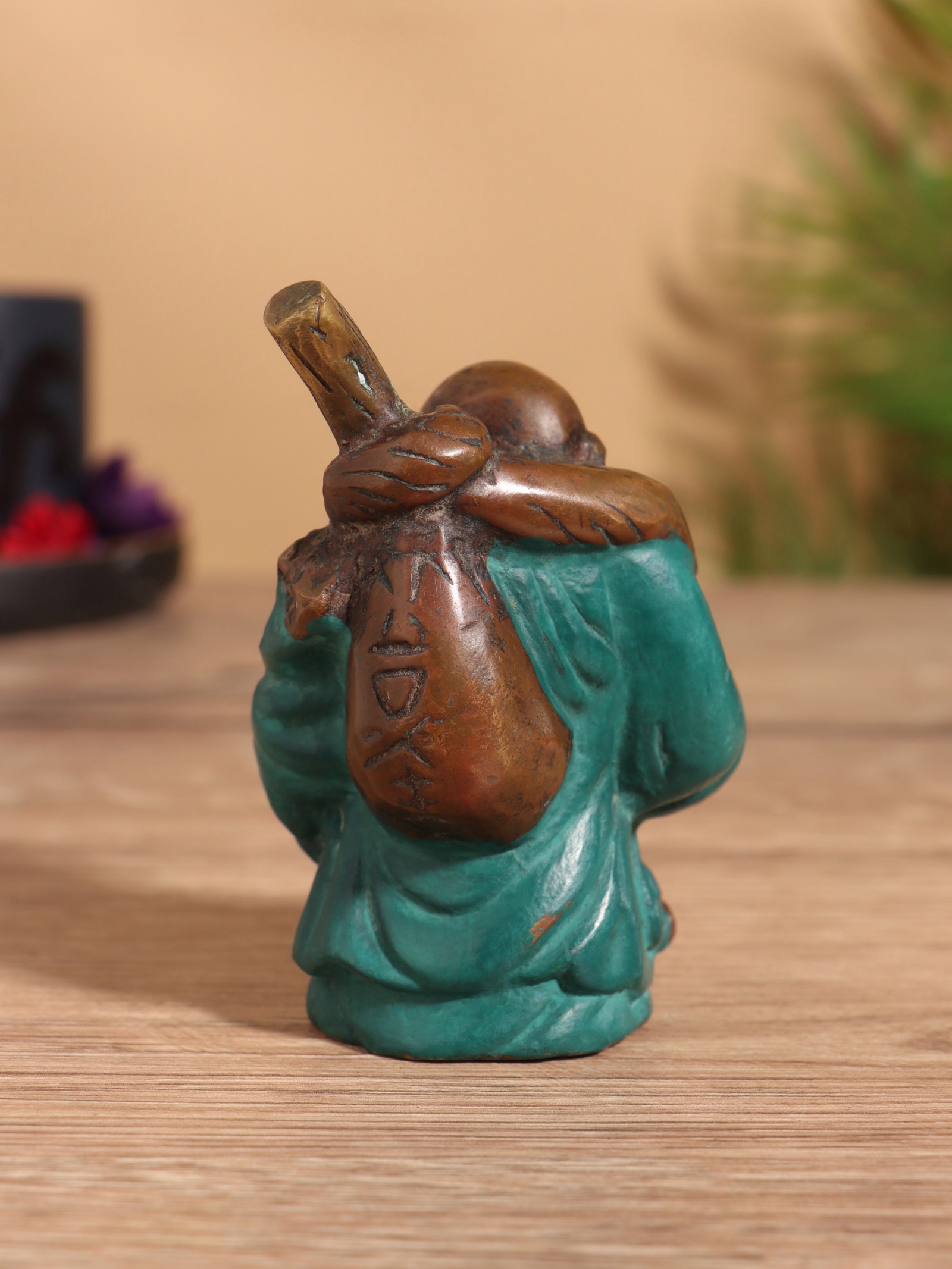 Изображение товара Сувенир бронза Монах — 4x4x6 см, декоративная фигура