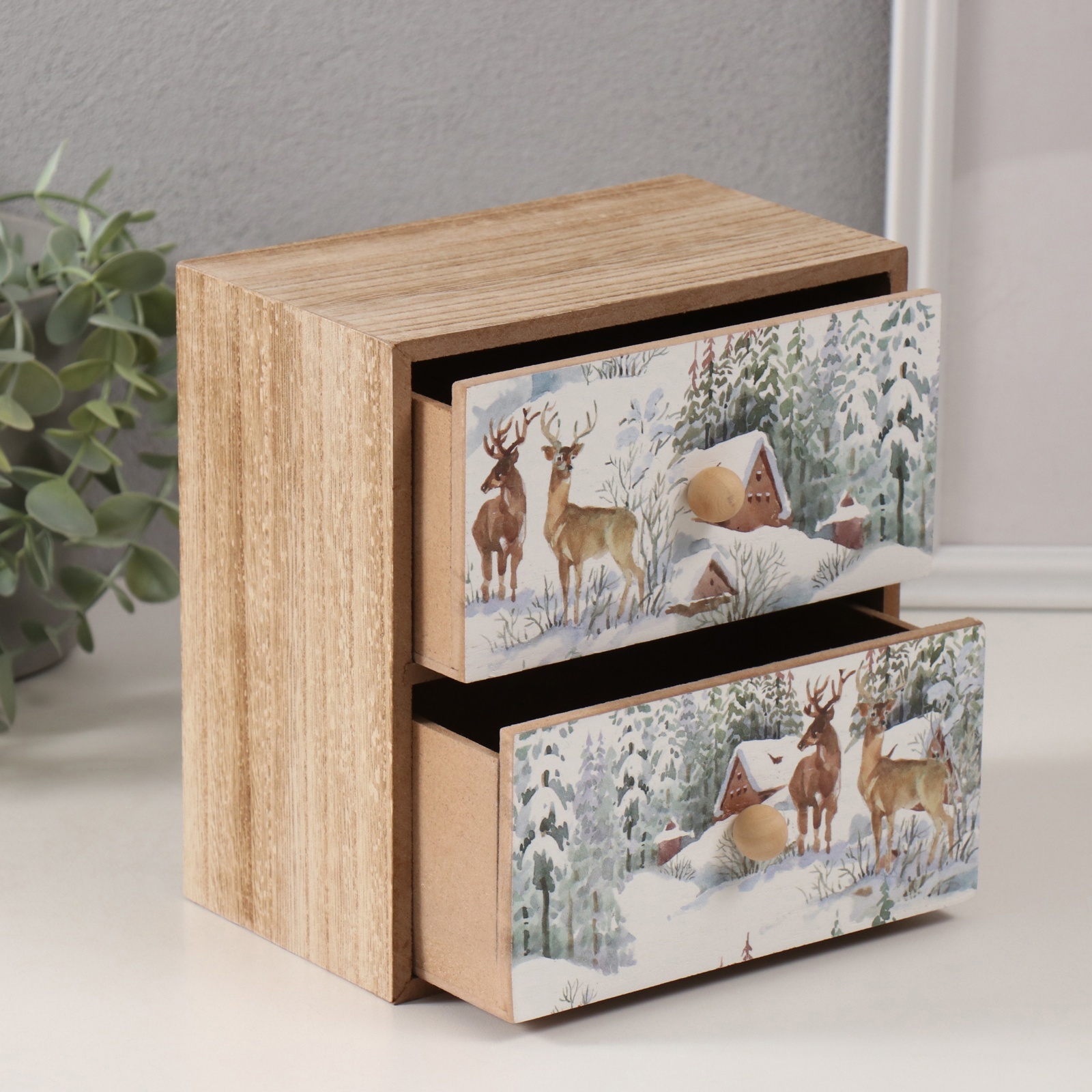 Изображение товара Шкатулка дерево 2 ящика Олени у заснеженного домика 102х172х176 см 10524391