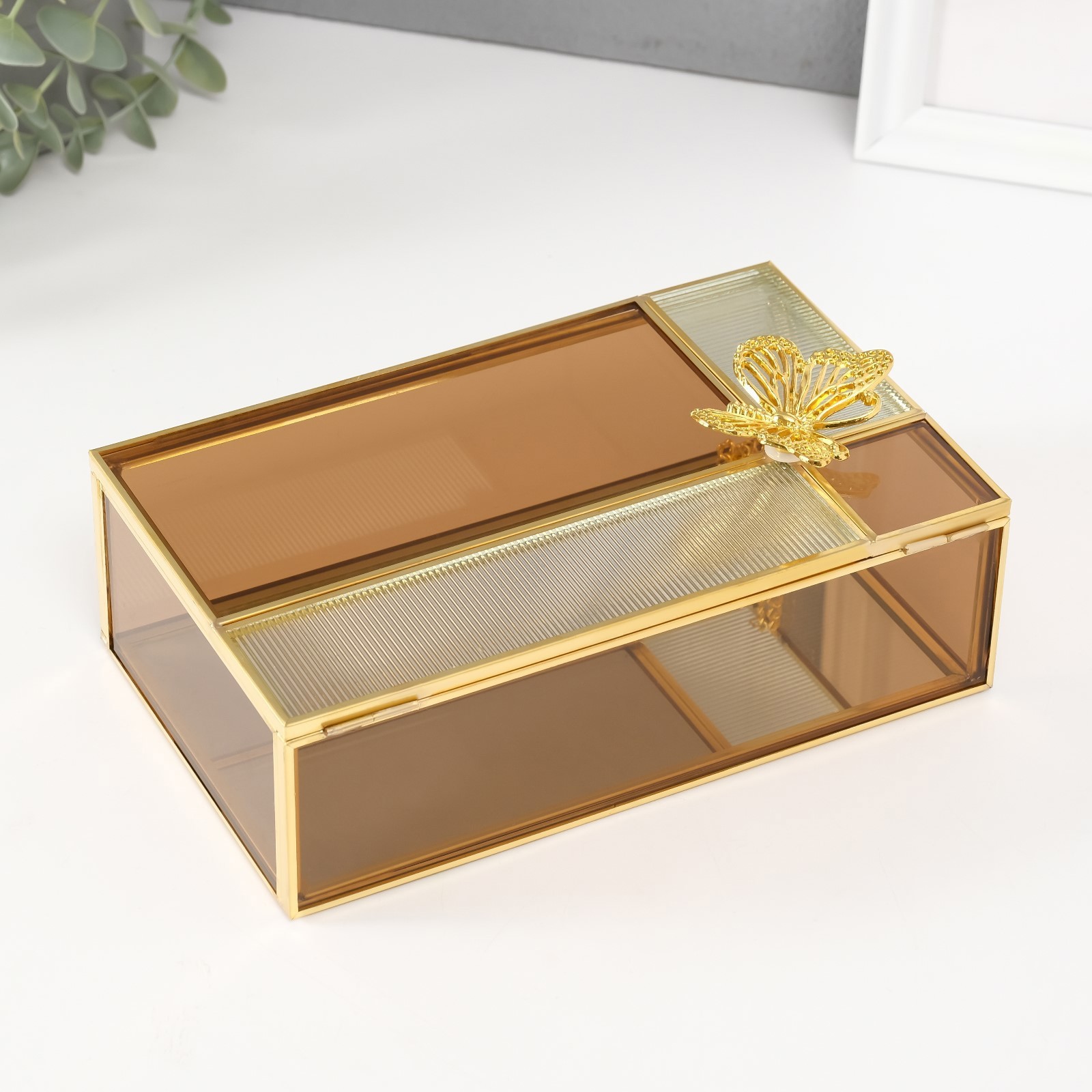 Изображение товара Шкатулка стекло с металлическим каркасом Бабочка прямоугольник карамель 12.3х20х83 см 10524348