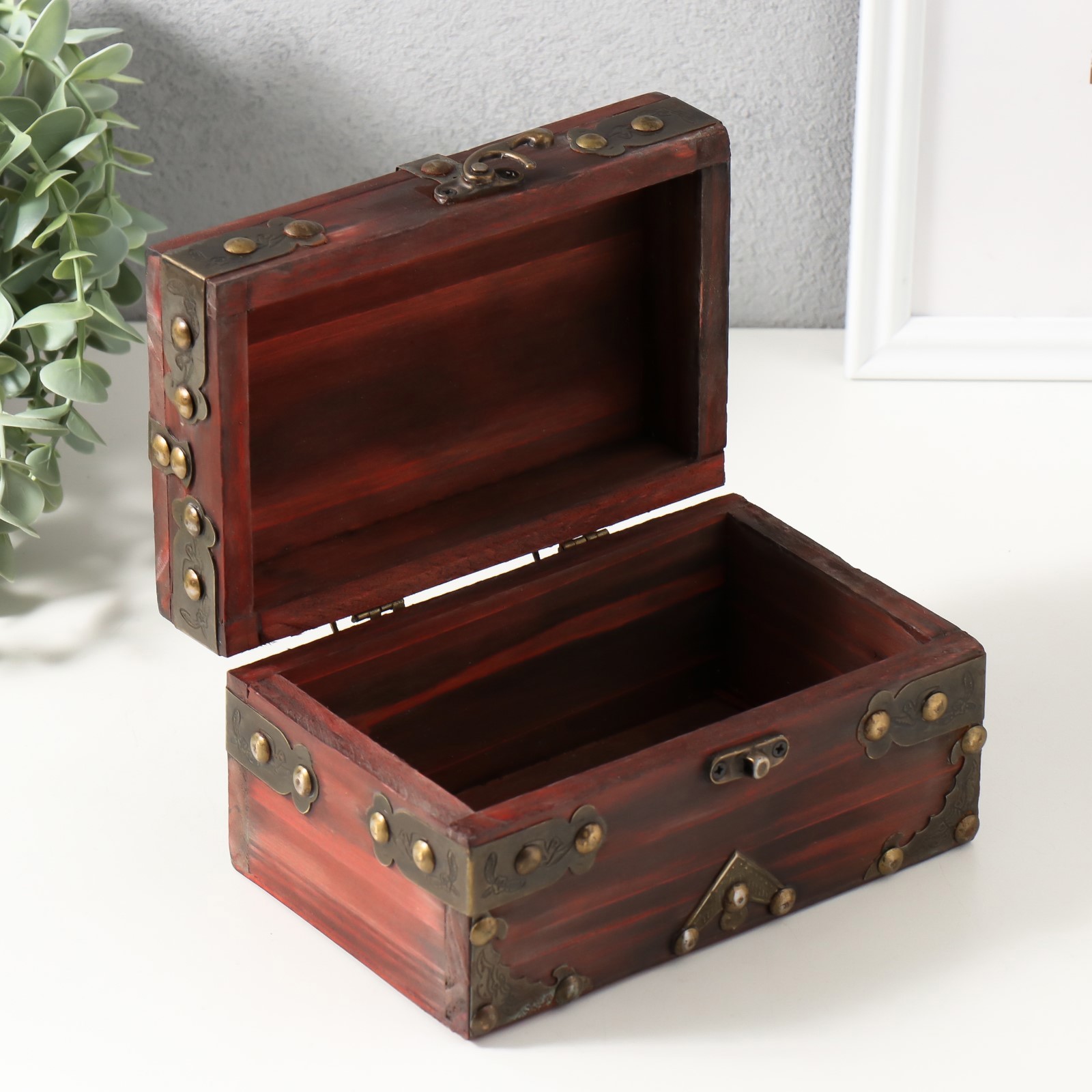 Изображение товара Шкатулка сундук дерево Аделина красная 175х11х95 см 10323739