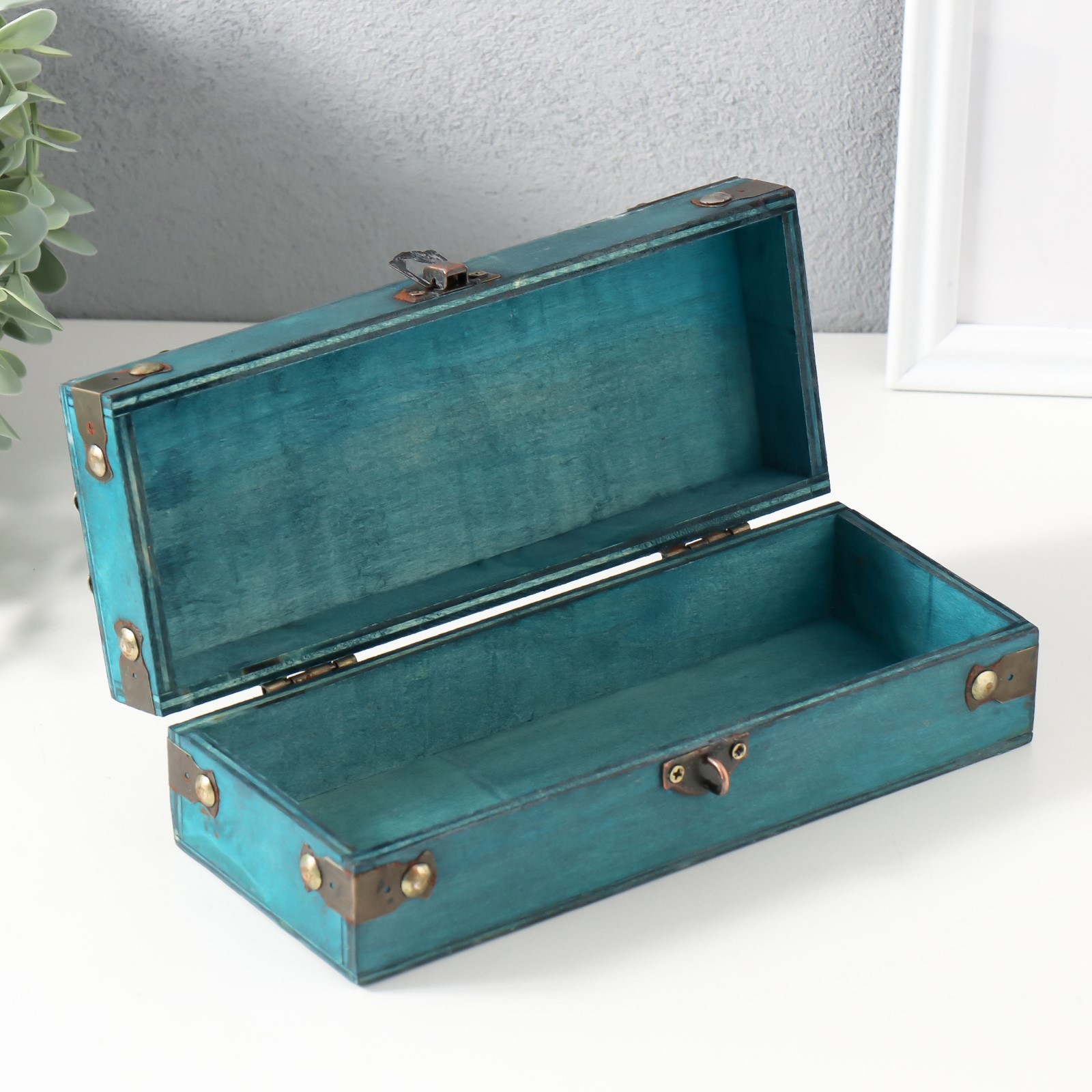 Изображение товара Шкатулка сундук дерево Амадео голубая 215х87х6 см 10323738