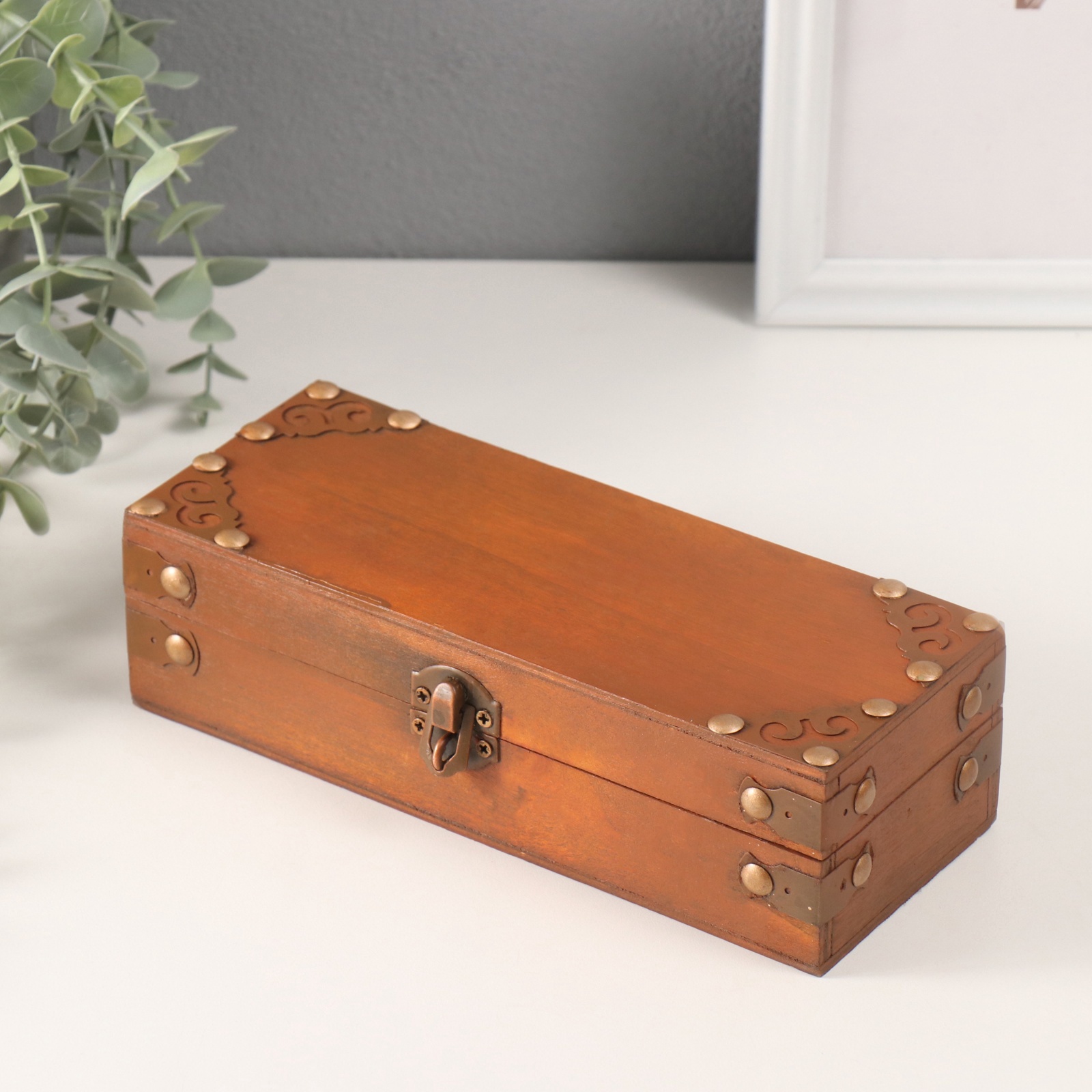 Изображение товара Шкатулка сундук дерево Амадео коричневая 215х87х6 см 10323737