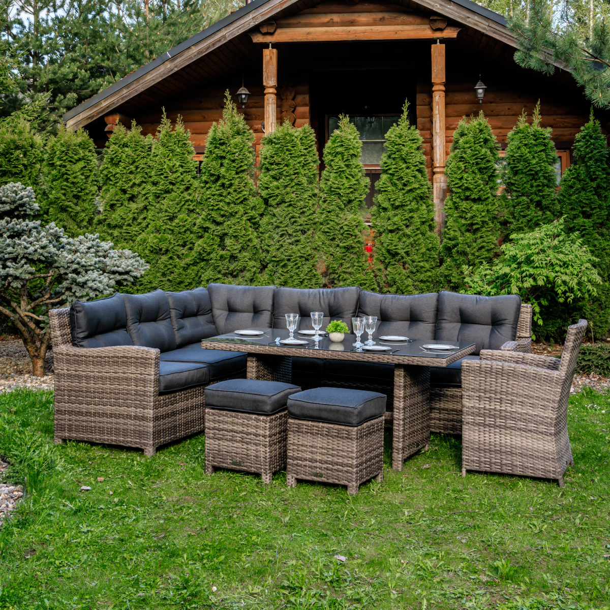 Изображение товара Комплект садовой мебели Royal Family GENRY из искусственного ротанга, 5 предметов