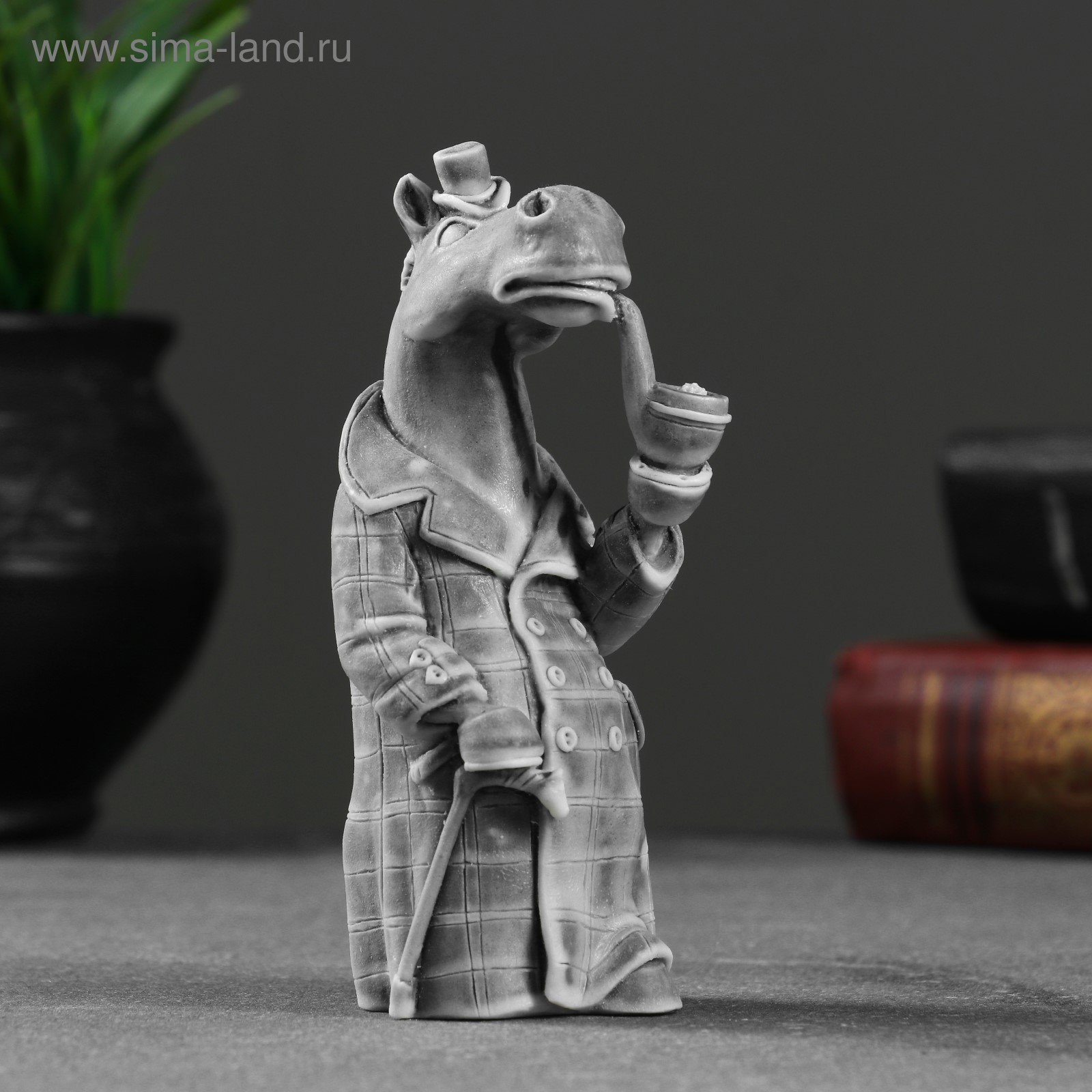 Изображение товара Статуэтка Конь в пальто 12 см